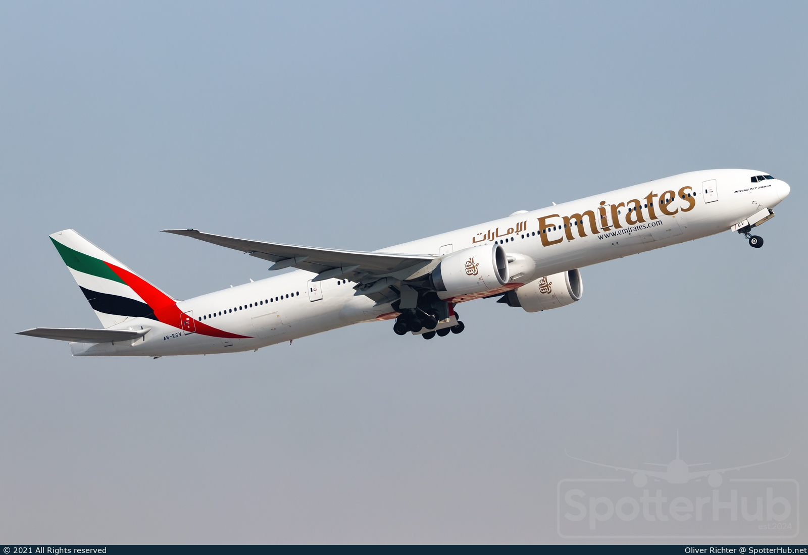 Photo of A6-EGV - Boeing 777-31H(ER) operated by Emirates
