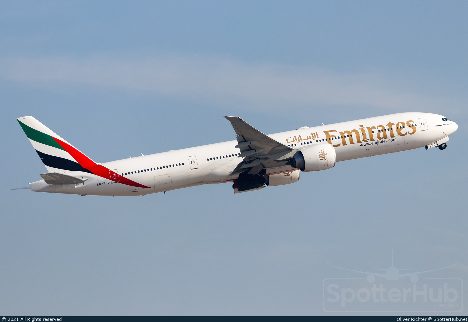 Photo of A6-ENJ - Boeing 777-31H(ER) operated by Emirates