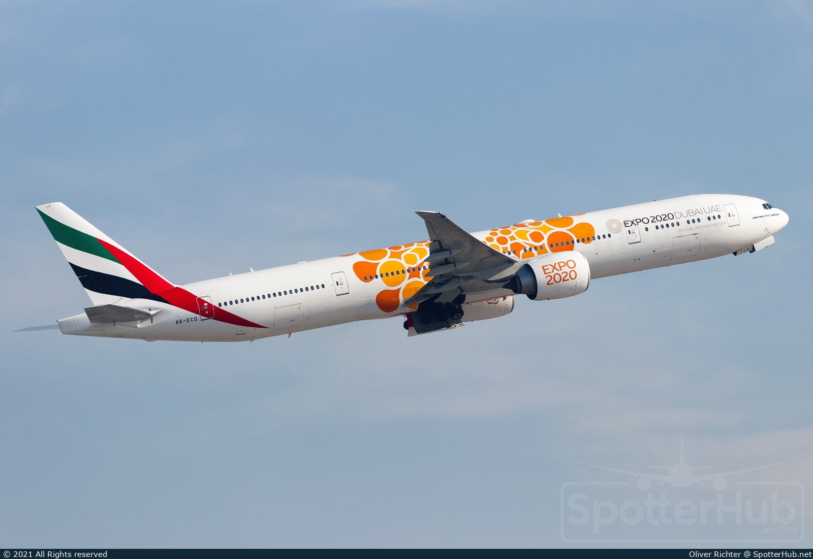 Photo of A6-ECD - Boeing 777-36N(ER) operated by Emirates