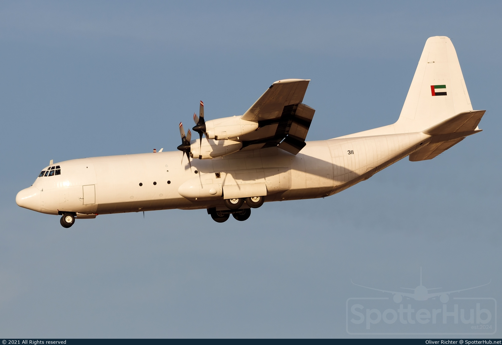 Photo of 311 - Lockheed L-100-30 Hercules operated by United Arab Emirates Air Force