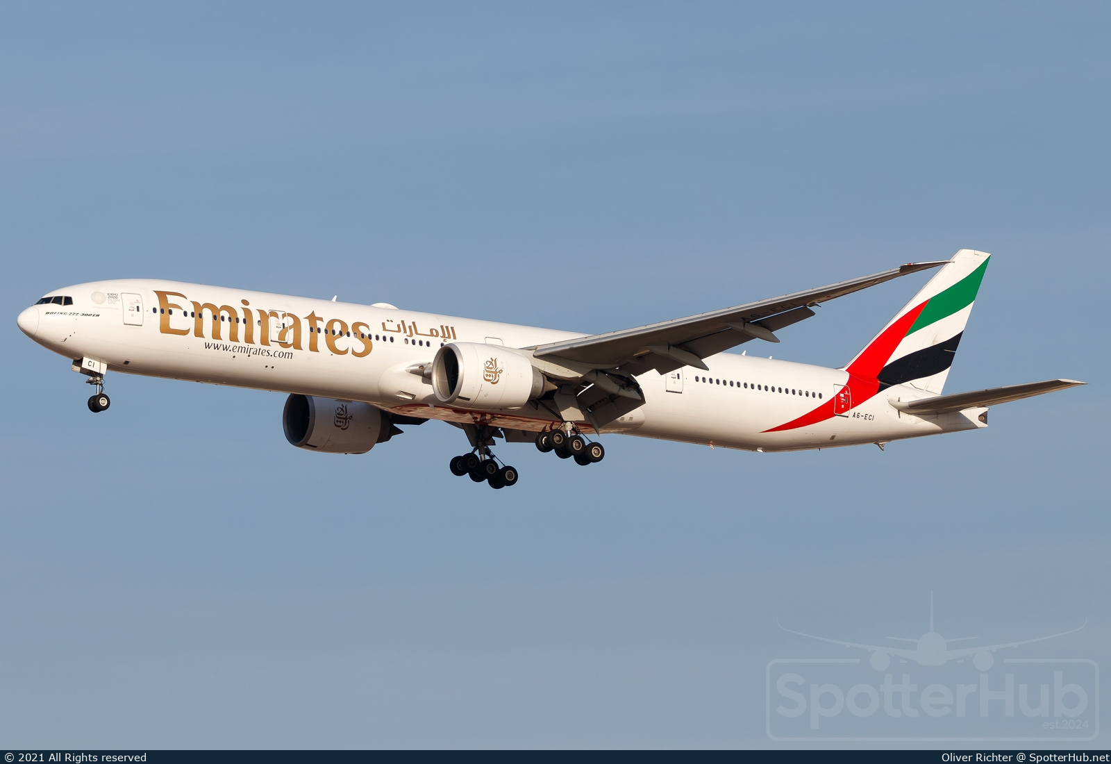 Photo of A6-ECI - Boeing 777-31H(ER) operated by Emirates