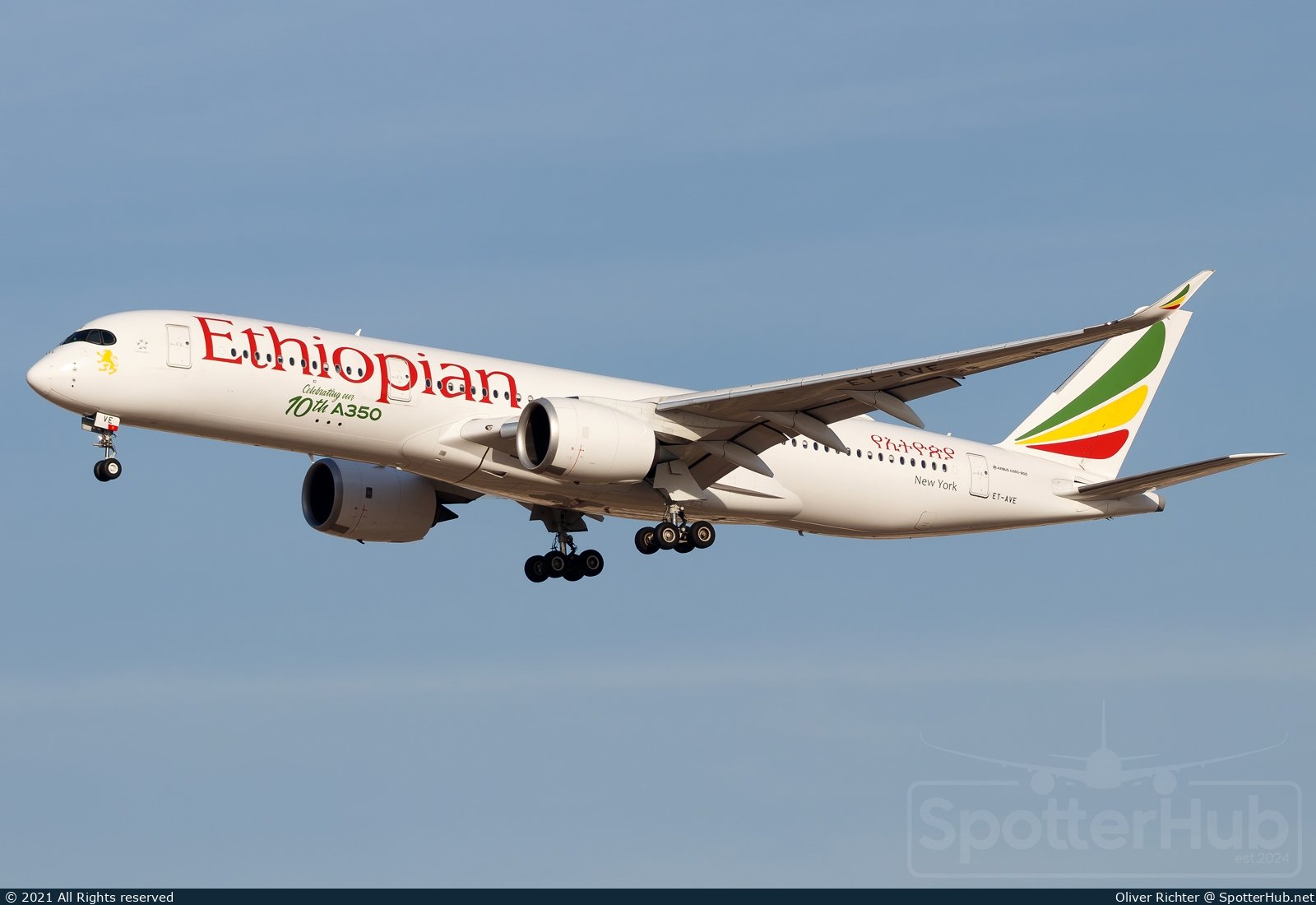 Photo of ET-AVE - Airbus A350-941 operated by Ethiopian Airlines