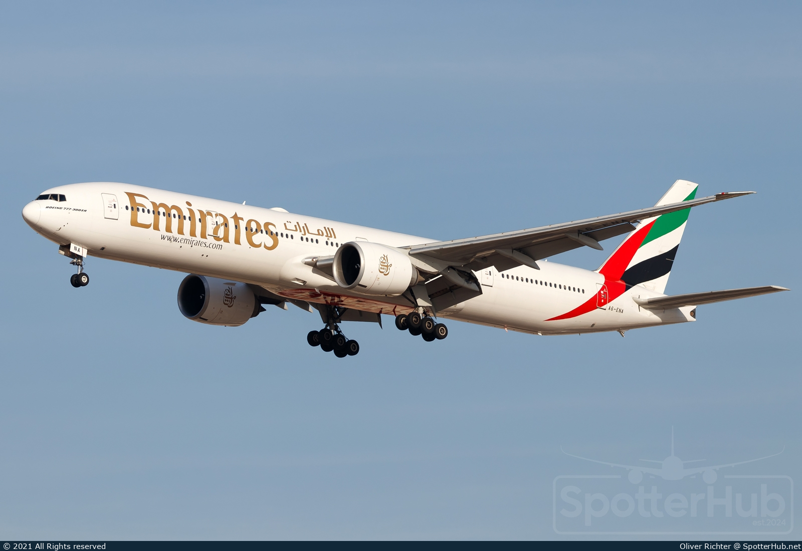 Photo of A6-ENA - Boeing 777-31H(ER) operated by Emirates