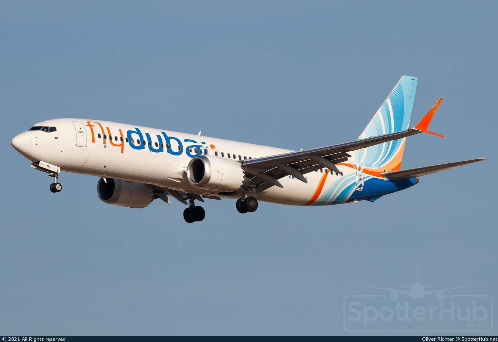 Photo of A6-FMA - Boeing 737 MAX 8 operated by flydubai