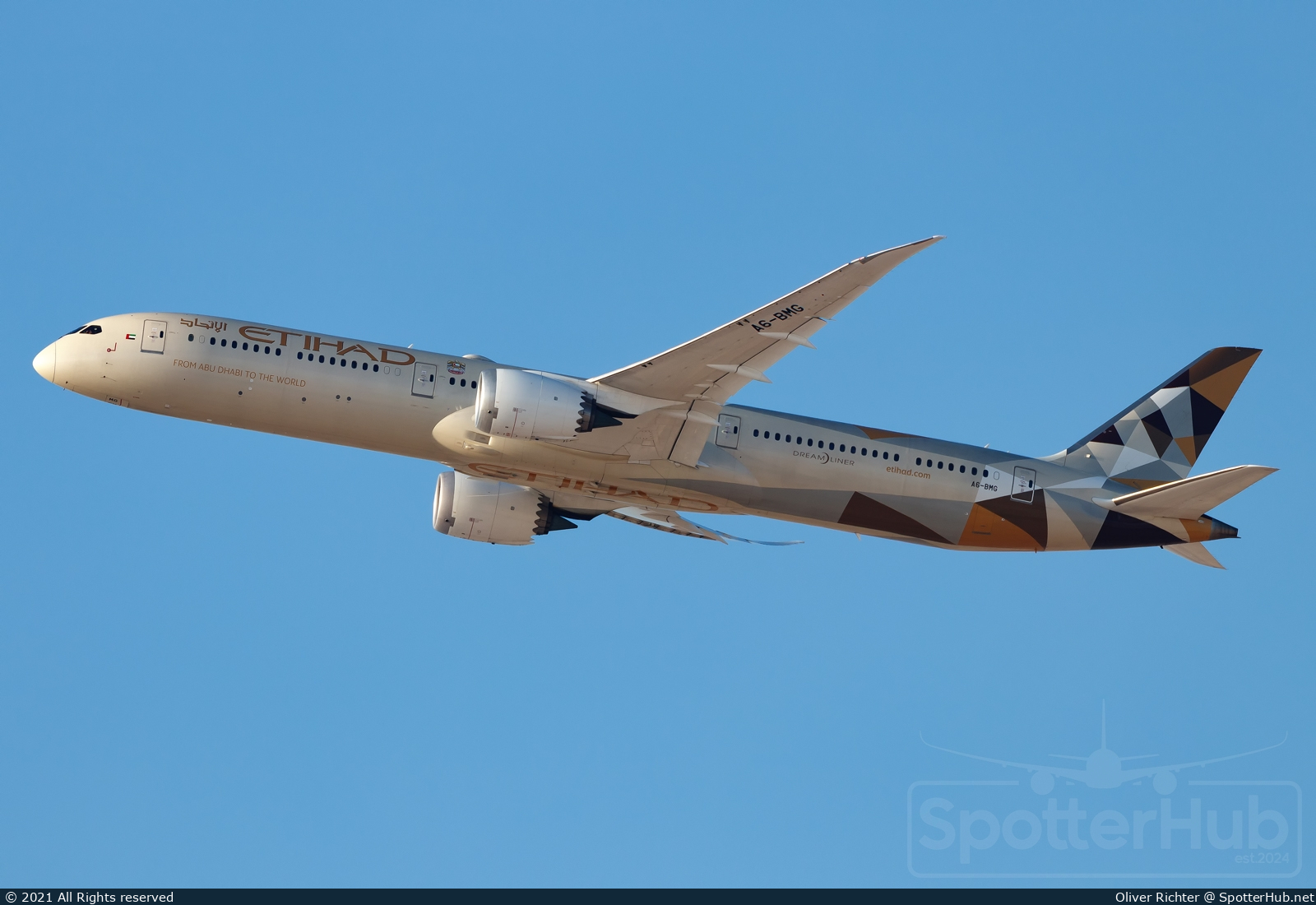 Photo of A6-BMG - Boeing 787-10 Dreamliner operated by Etihad Airways