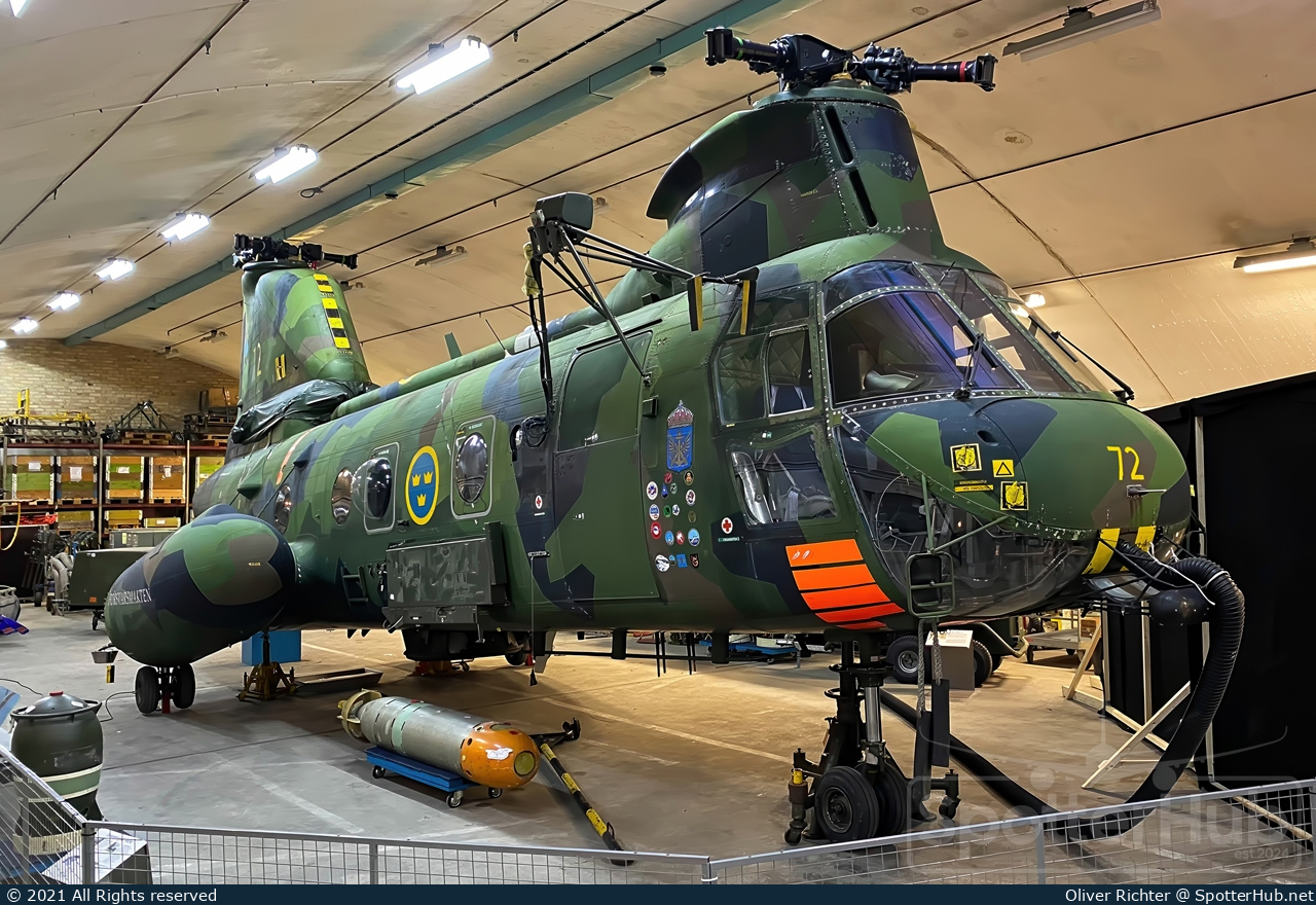 Photo of 04072 - Kawasaki Hkp 4C [Boeing Vertol CH-46] operated by Swedish Navy