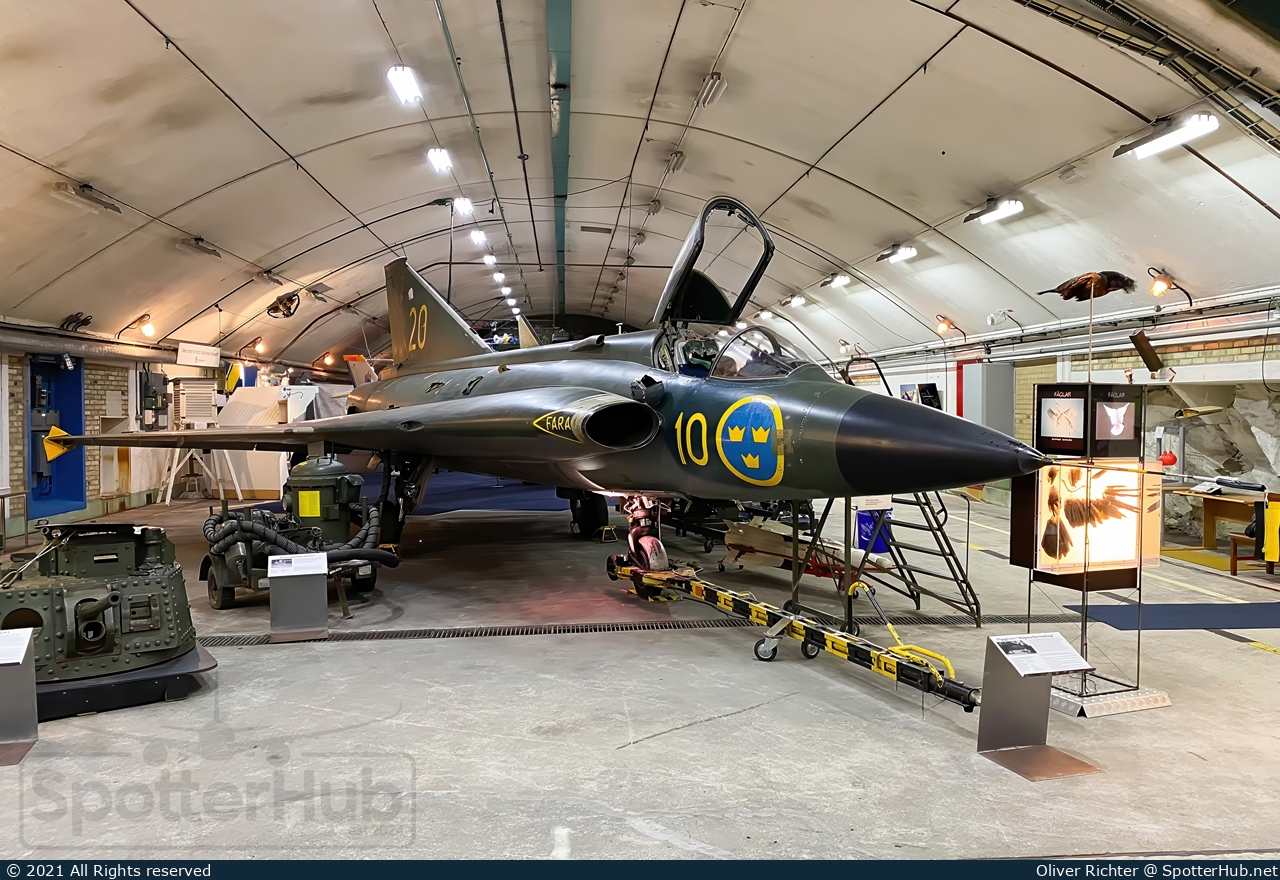 Photo of 35415 - Saab J 35F Draken operated by Swedish Air Force