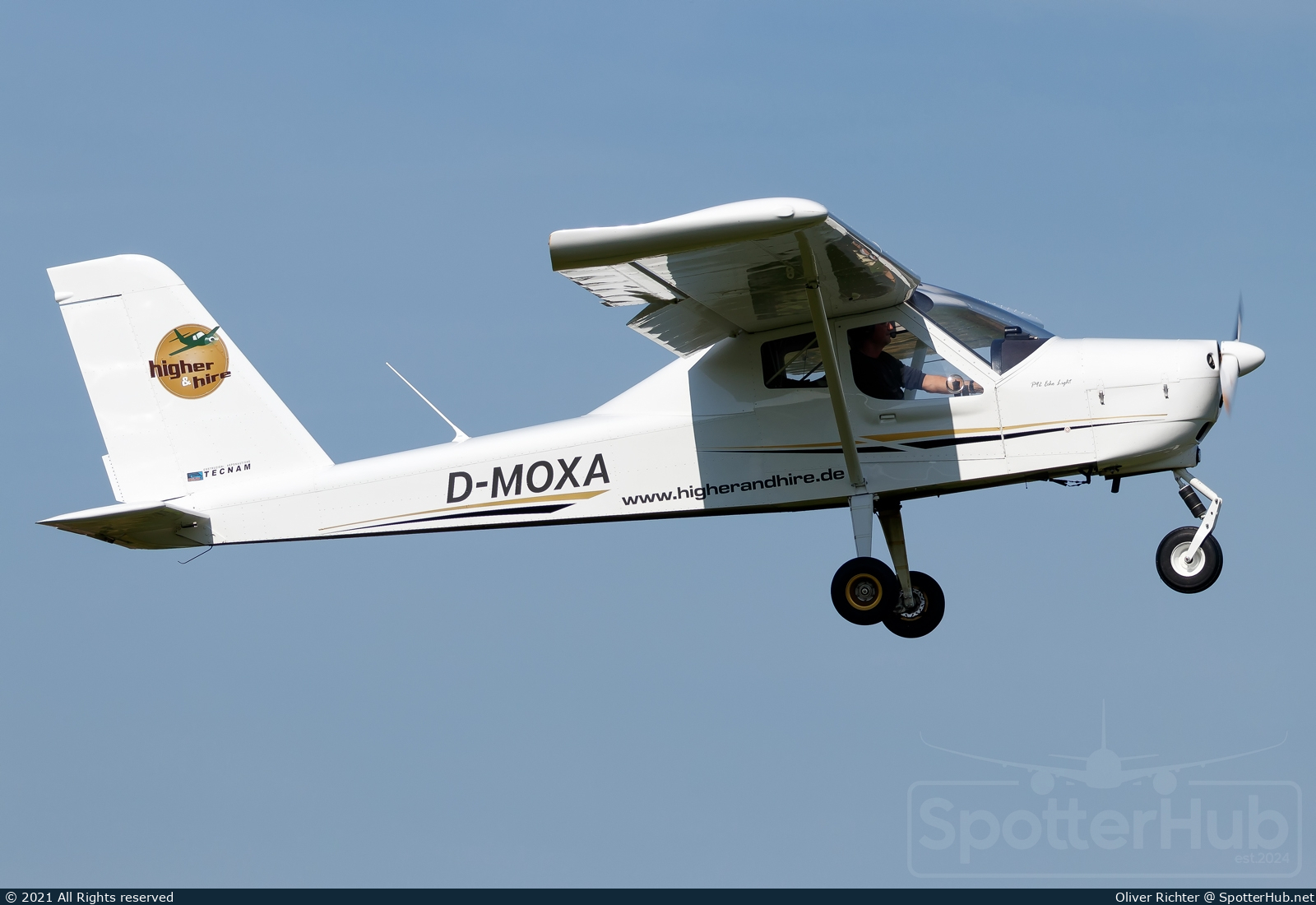 Photo of D-MOXA - Tecnam P92 Echo Light operated by Higher and Hire