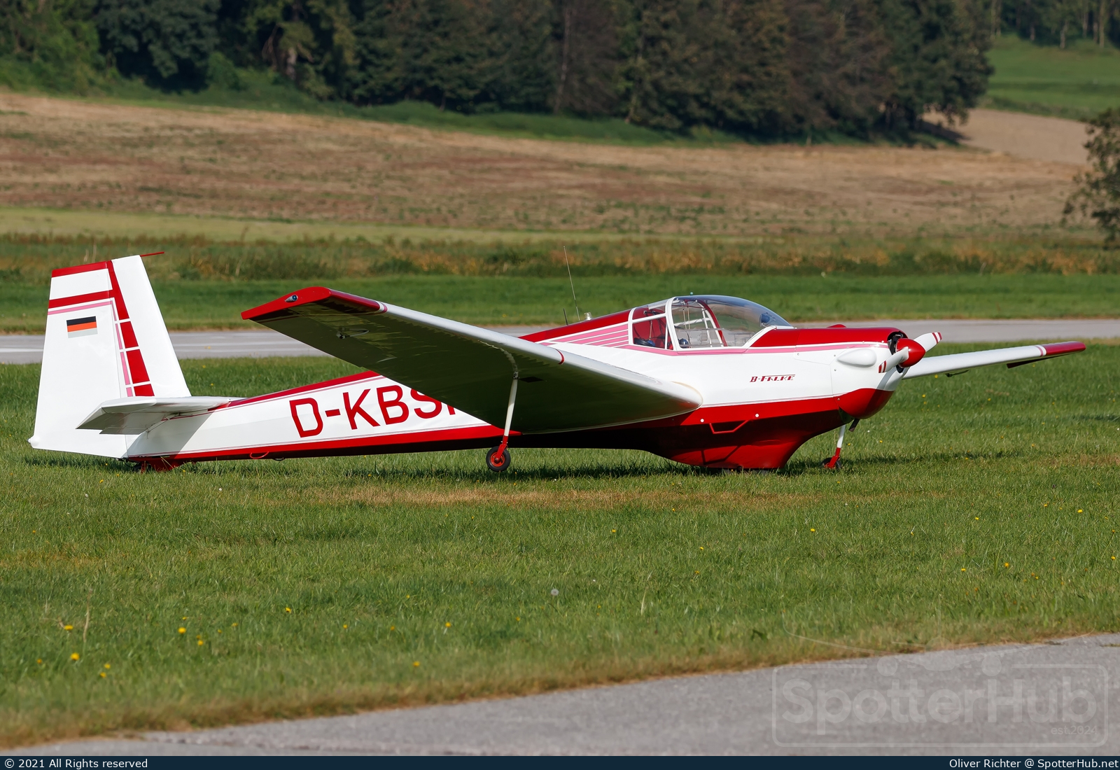 Photo of D-KBSM - Scheibe SF 25B Falke operated by Private