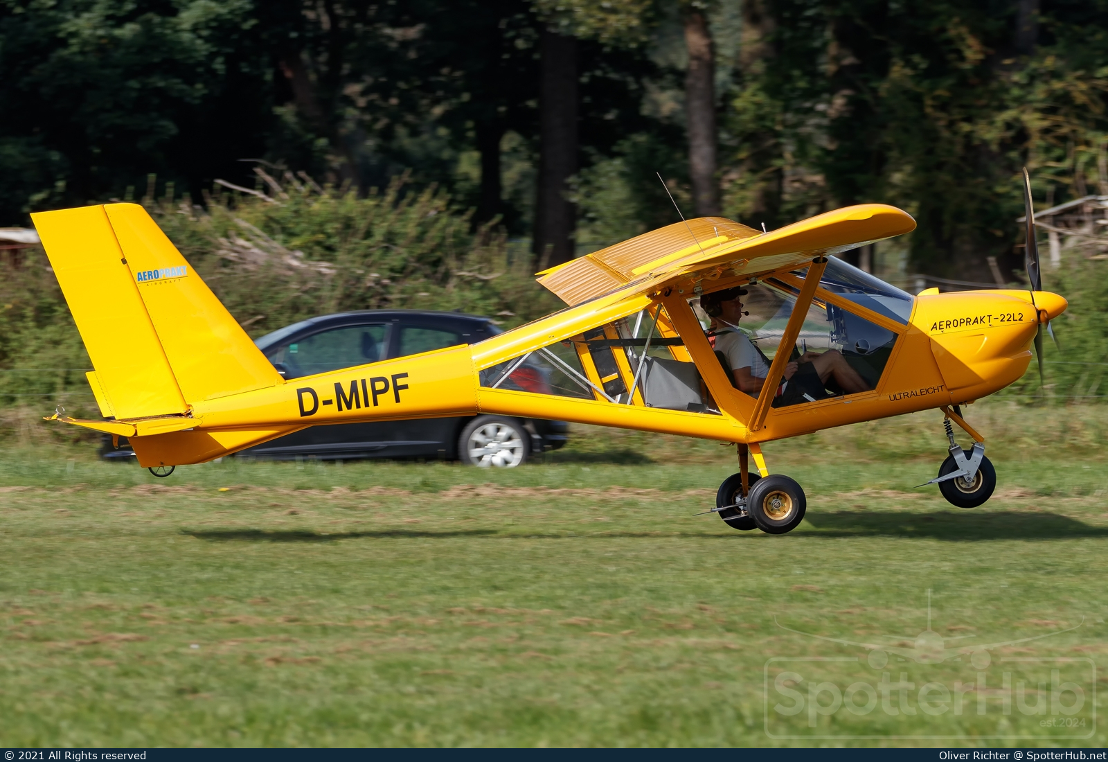 Photo of D-MIPF - Aeroprakt A-22L2 operated by Private