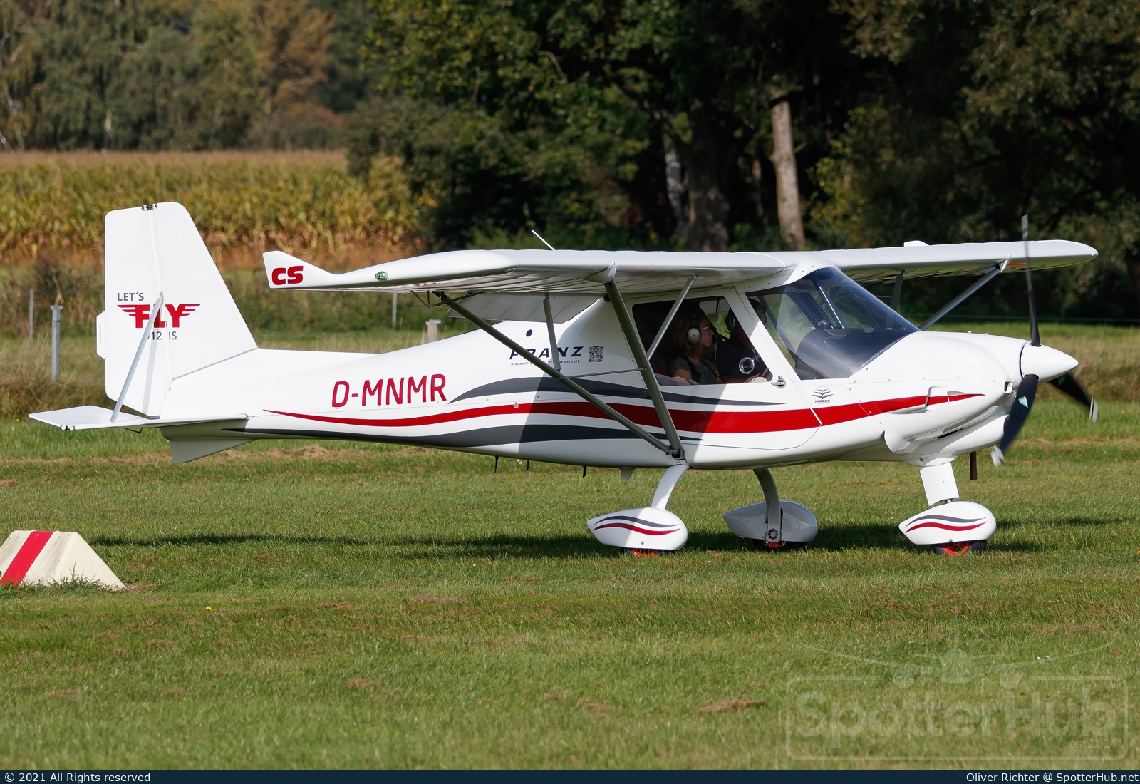 Photo of D-MNMR - Comco Ikarus C42 CS operated by Private