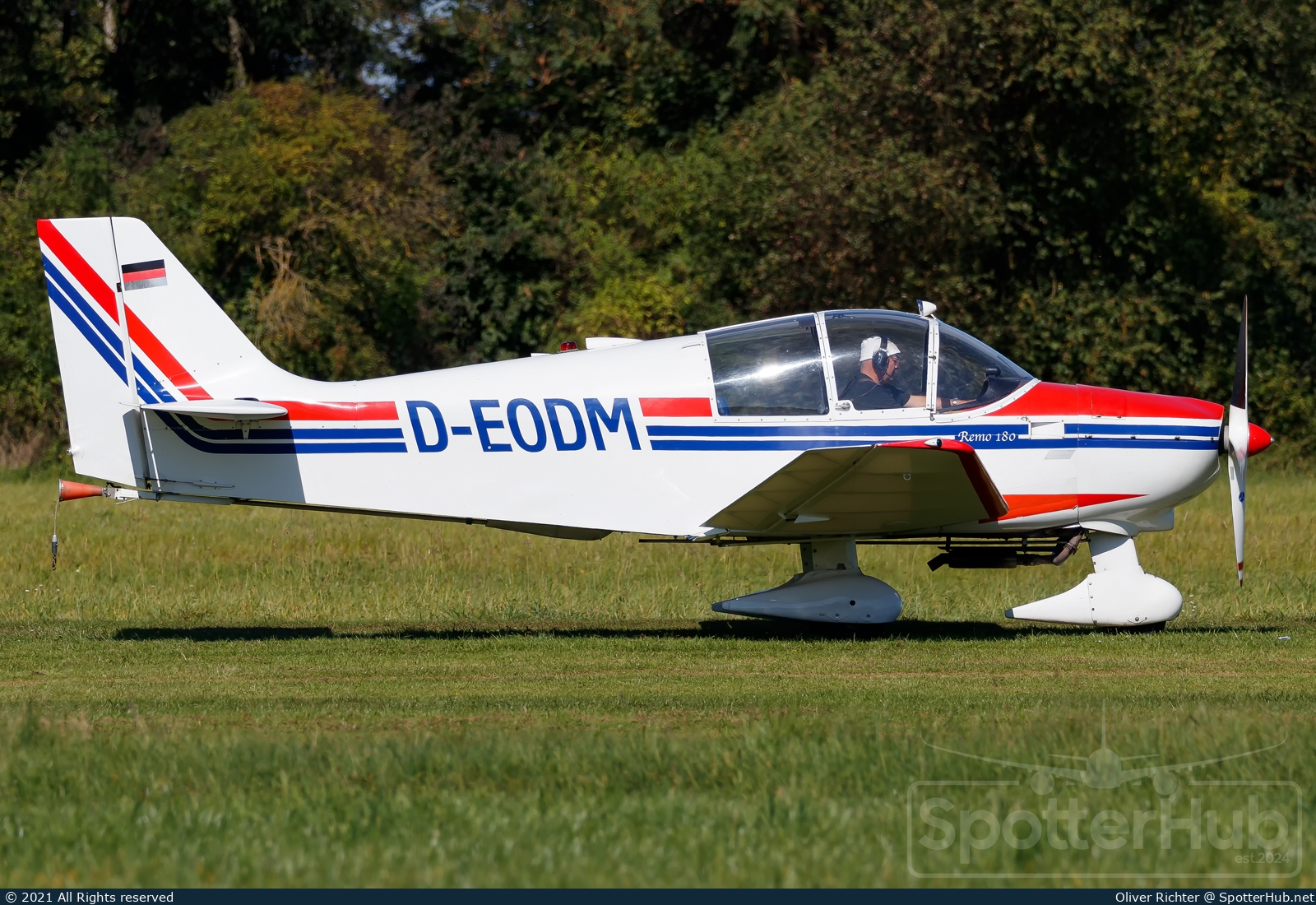 Photo of D-EODM - Robin DR300/180R Remorqueur operated by Fluggruppe Alt-Neuötting