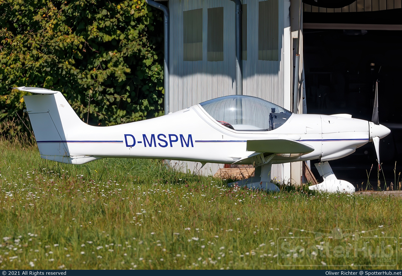 Photo of D-MSPM - Dyn'Aéro MCR-01 ULC operated by Private