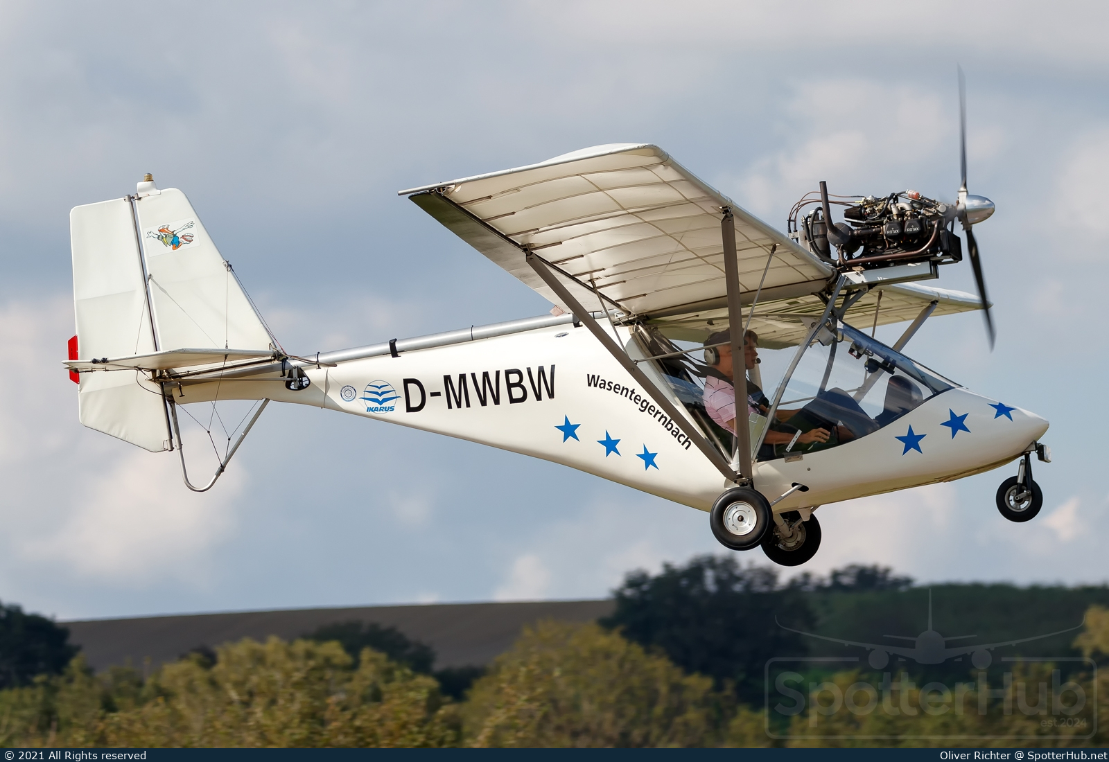 Photo of D-MWBW - Comco Ikarus C22 Fox operated by Fliegerclub Wasentegernbach