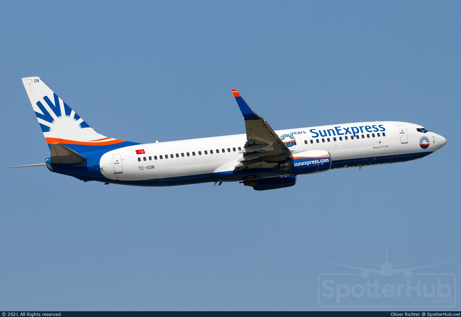 Photo of TC-SON - Boeing 737-86J operated by SunExpress