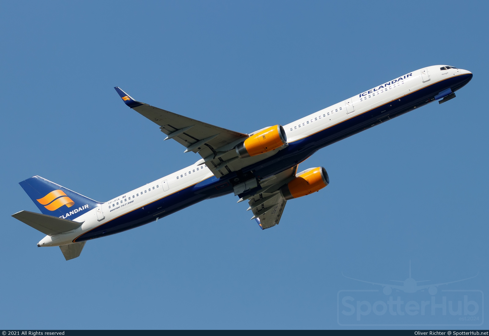 Photo of TF-FIX - Boeing 757-308 operated by Icelandair