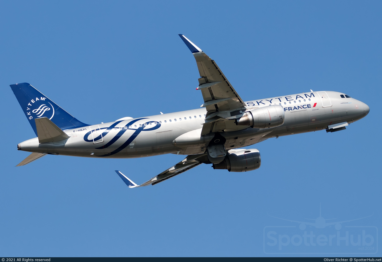 Photo of F-HEPI - Airbus A320-214 operated by Air France