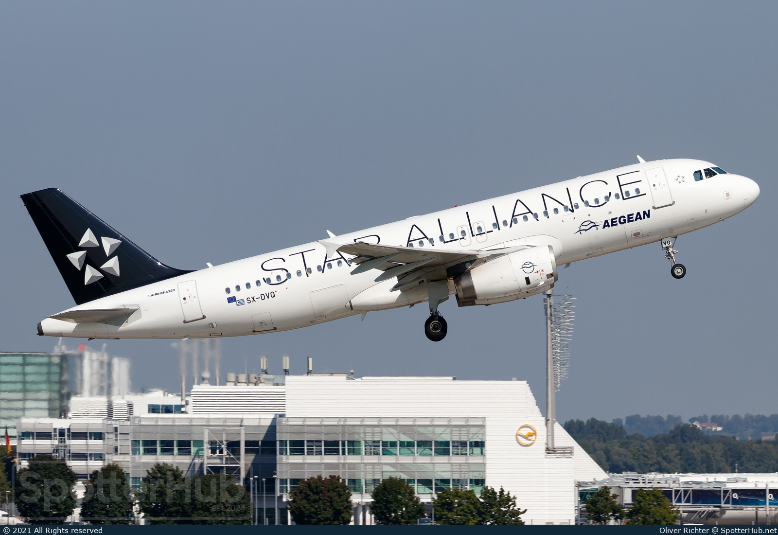 Photo of SX-DVQ - Airbus A320-232 operated by Aegean Airlines