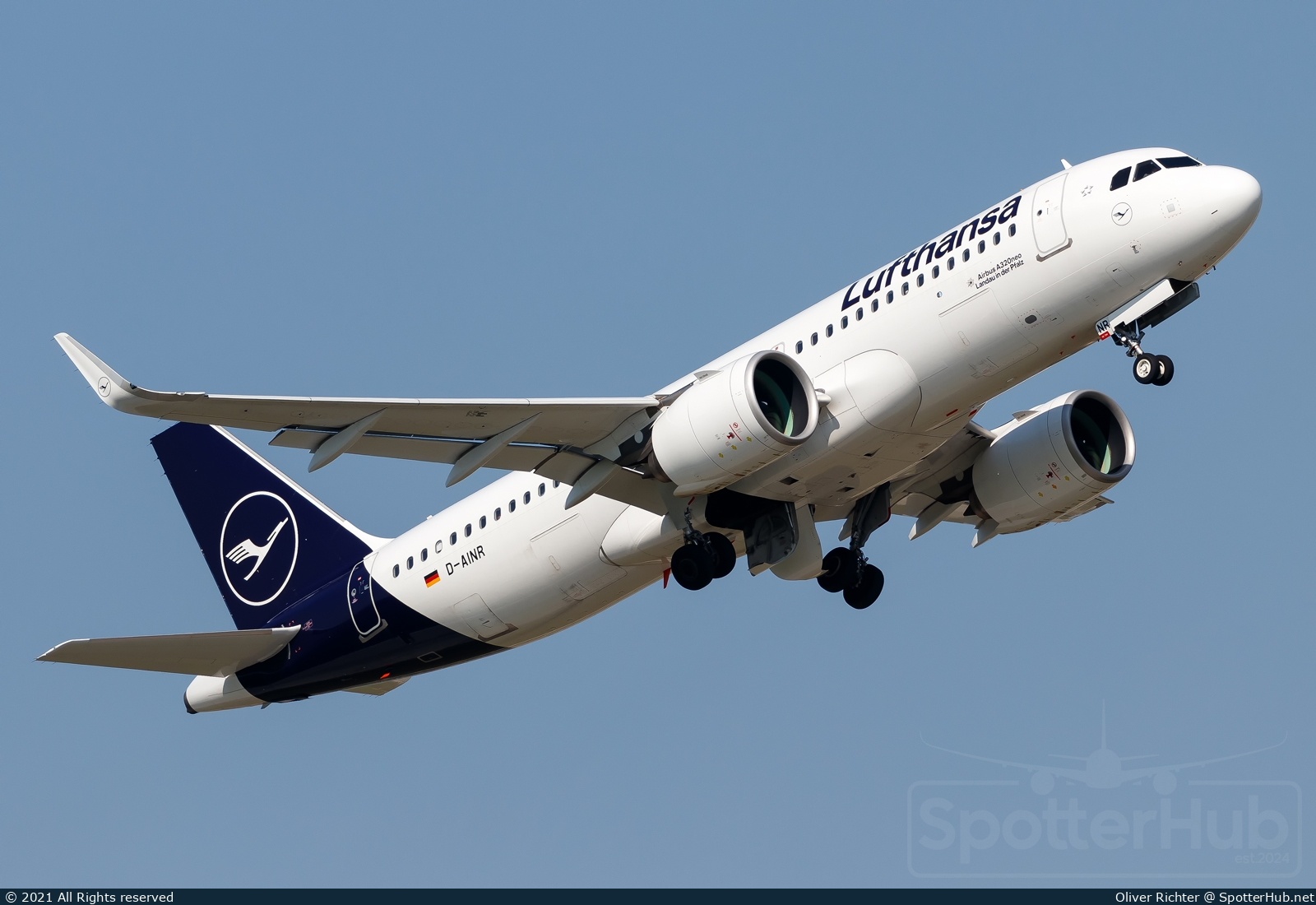 Photo of D-AINR - Airbus A320-271N operated by Lufthansa