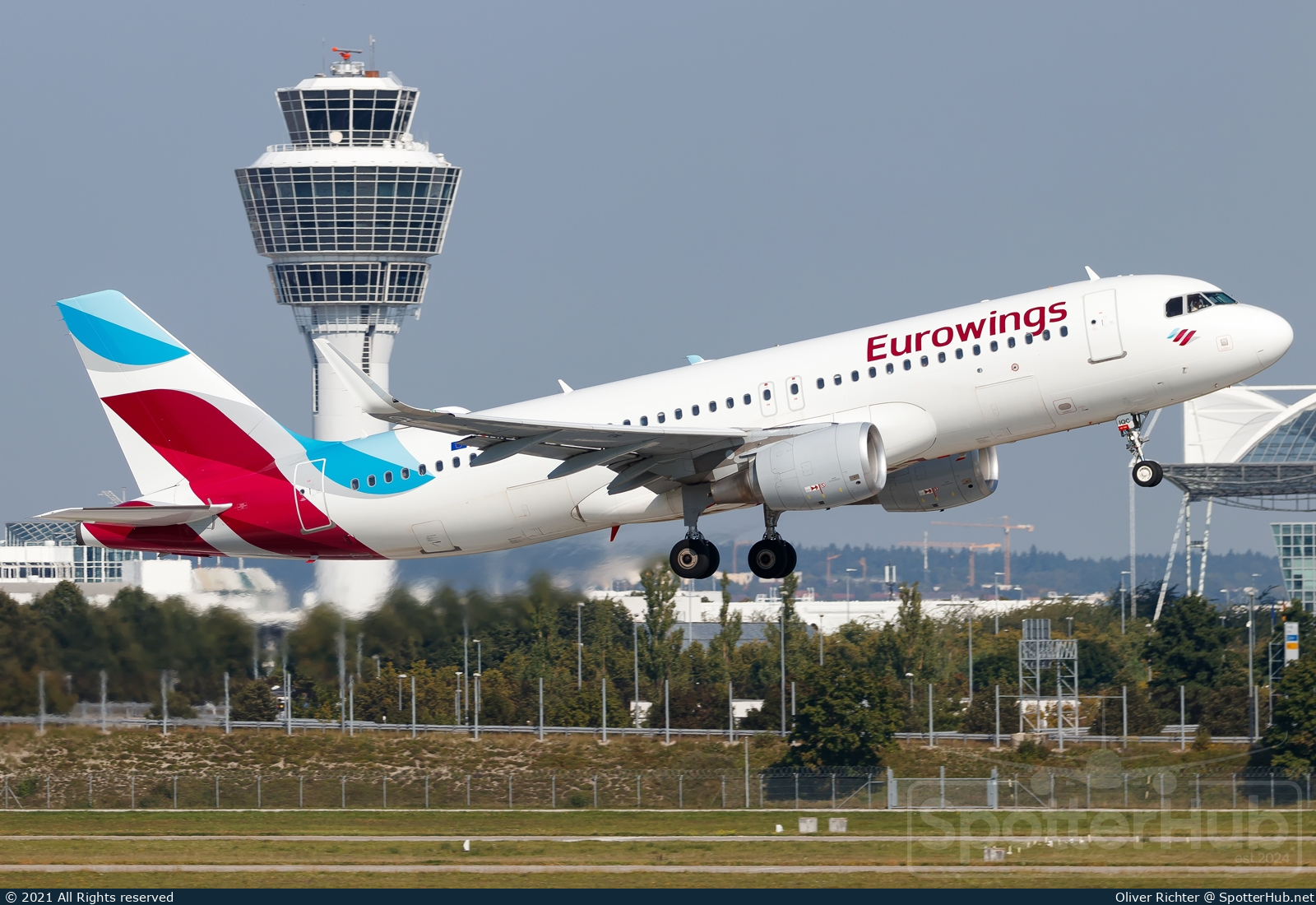 Photo of OE-IQC - Airbus A320-214 operated by Eurowings Europe