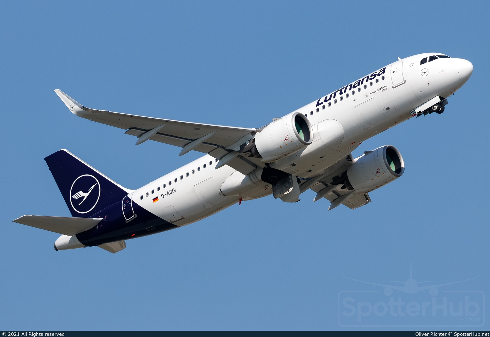 Photo of D-AINV - Airbus A320-271N operated by Lufthansa
