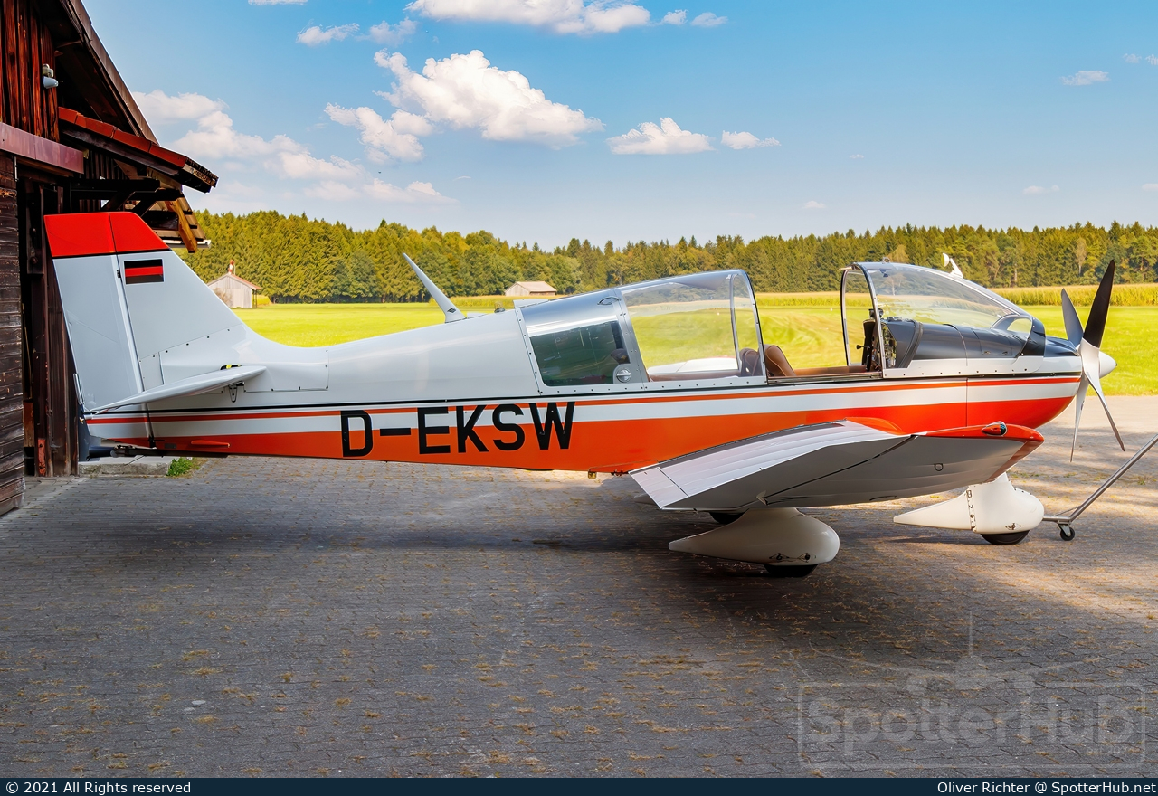 Photo of D-EKSW - Robin DR400/180R Remorqueur operated by Fliegerclub Condor