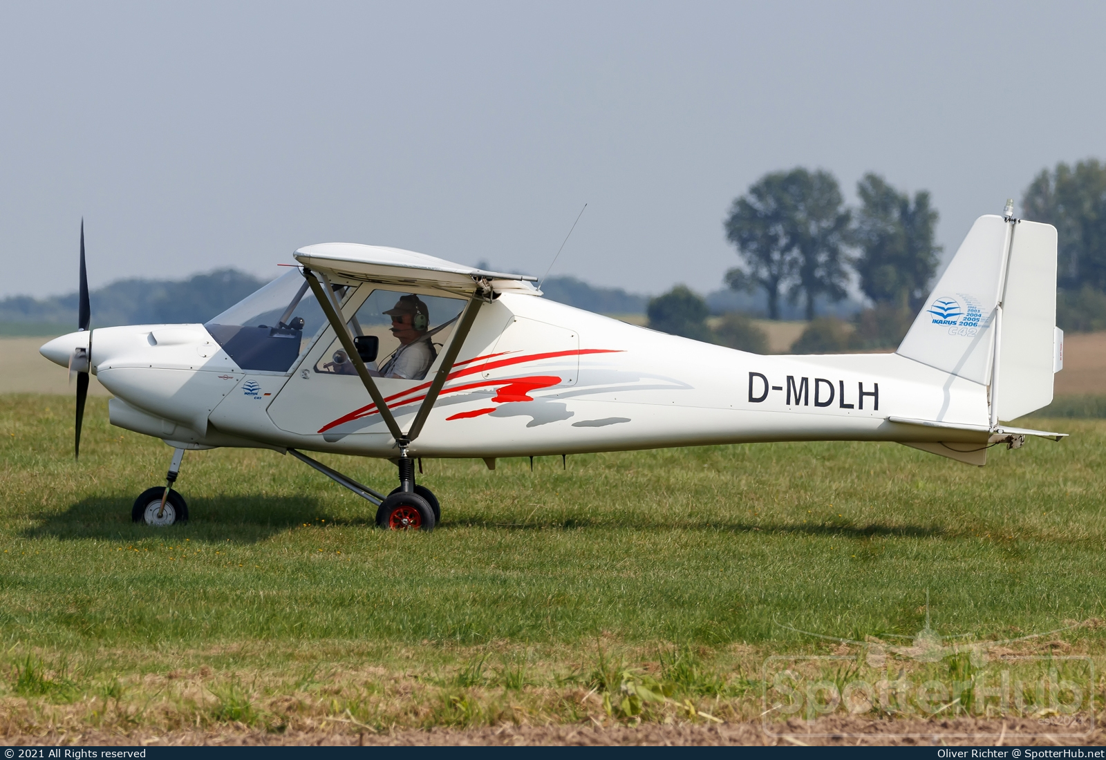 Photo of D-MDLH - Comco Ikarus C42 B operated by X-RAY Flugsportzentrum Leipzig