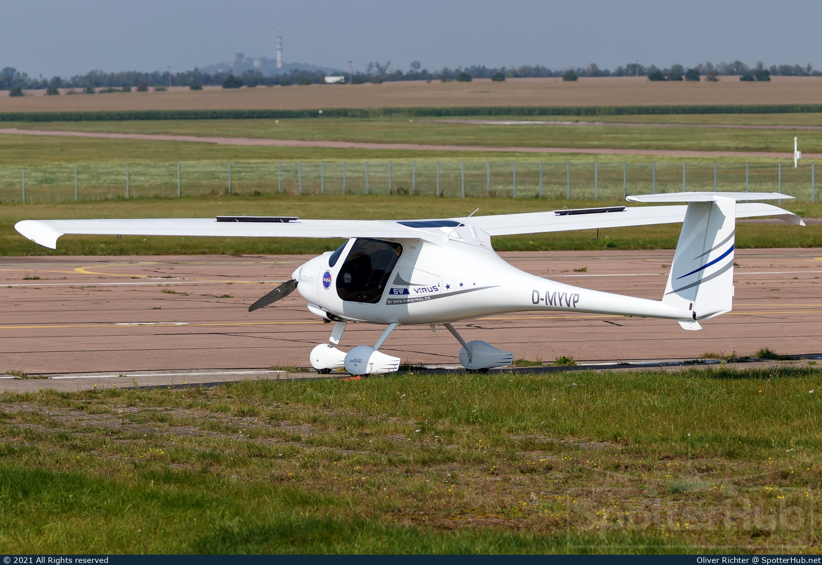 Photo of D-MYVP - Pipistrel Virus SW 100 operated by Private