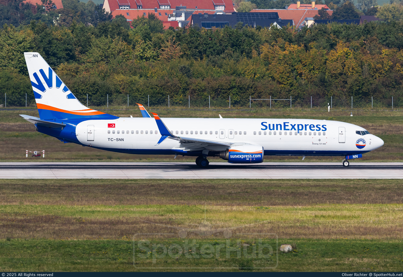 Photo of TC-SNN - Boeing 737-8HC operated by SunExpress