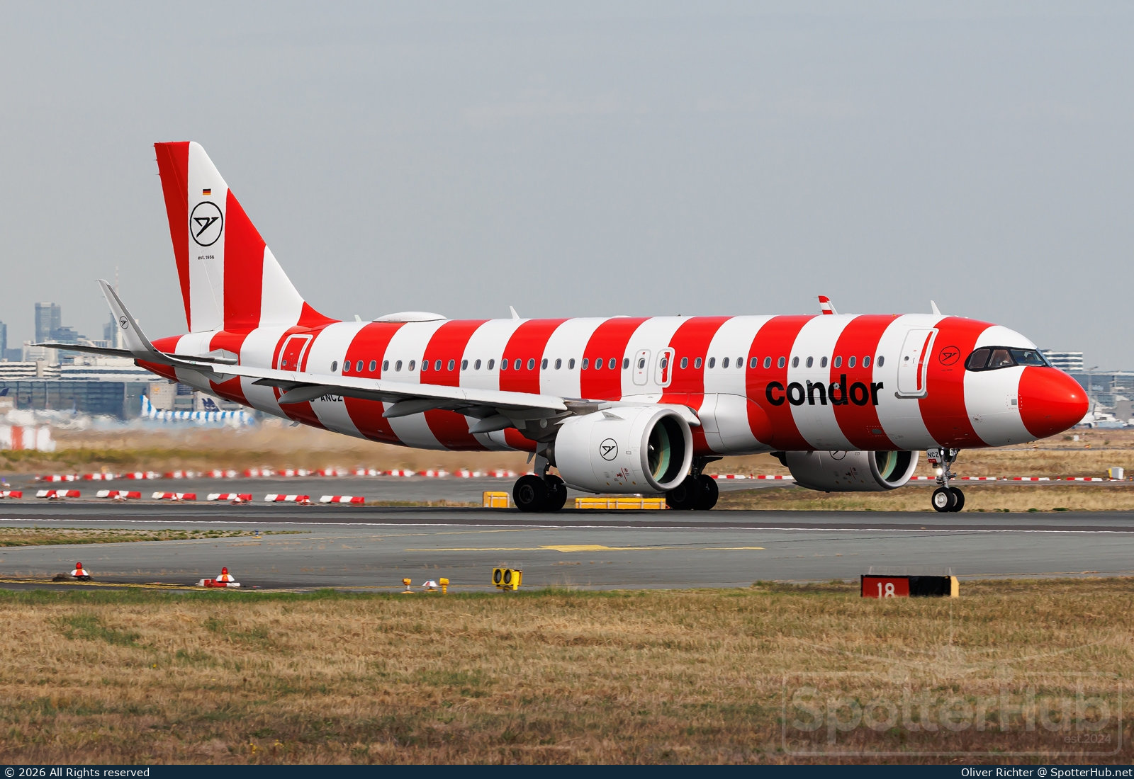 Photo of D-ANCZ - Airbus A320-271N operated by Condor