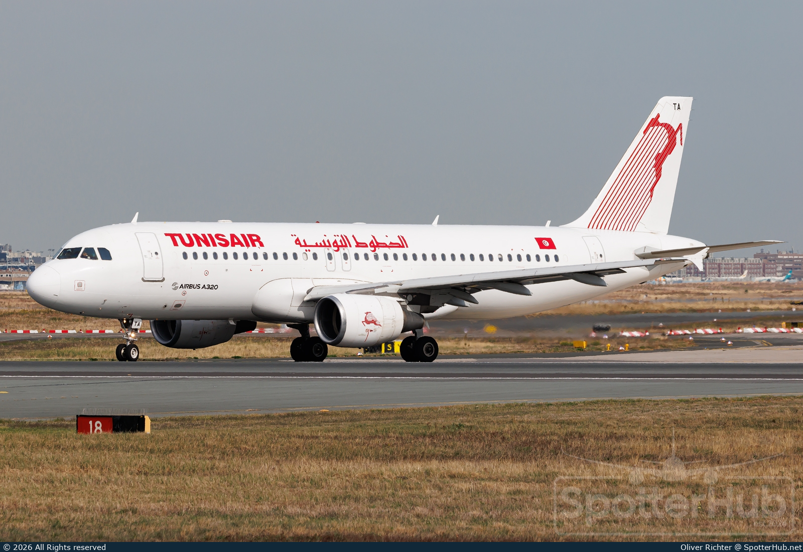 Photo of TS-ITA - Airbus A320-214 operated by Tunisair