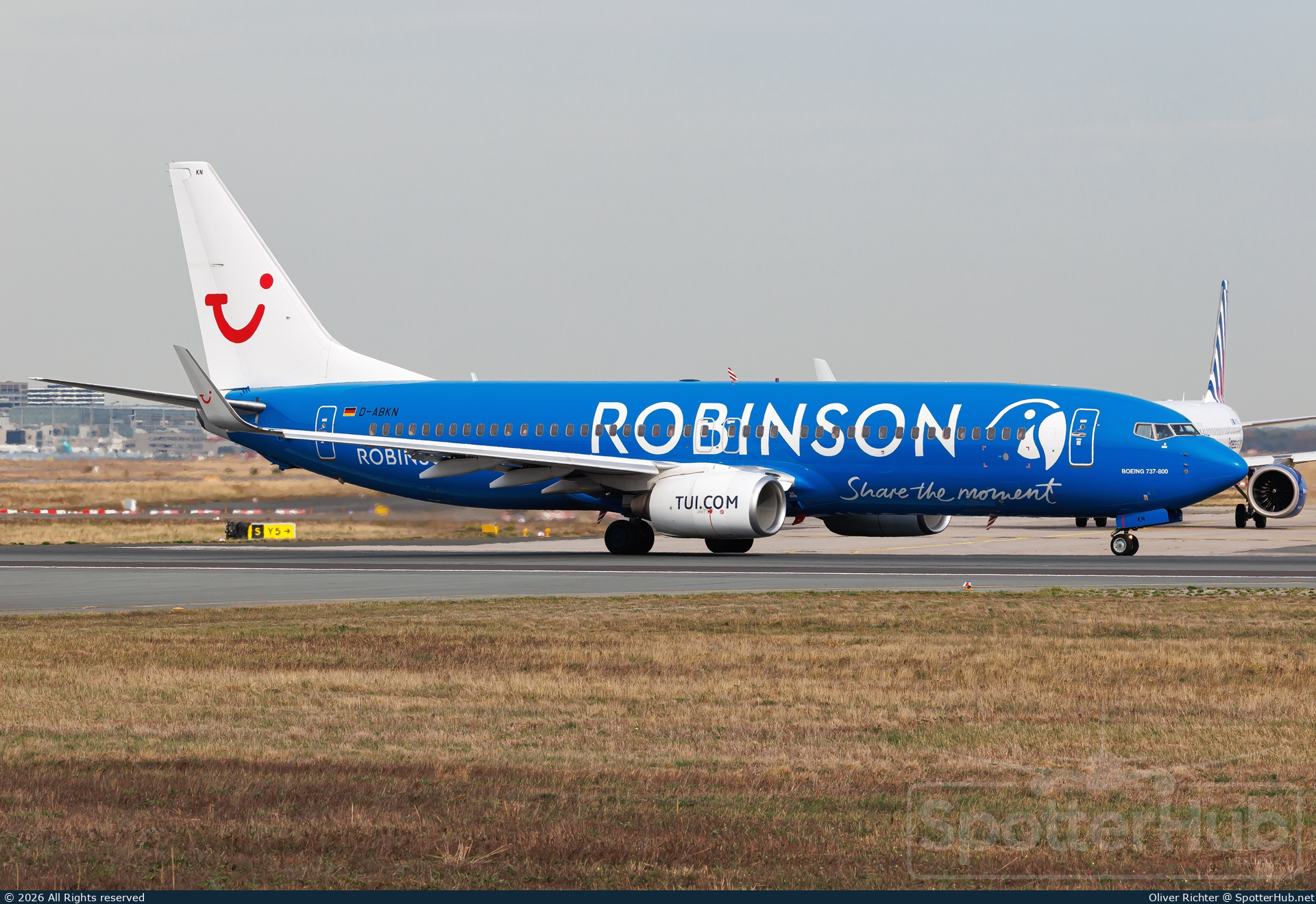 Photo of D-ABKN - Boeing 737-86J operated by TUIfly