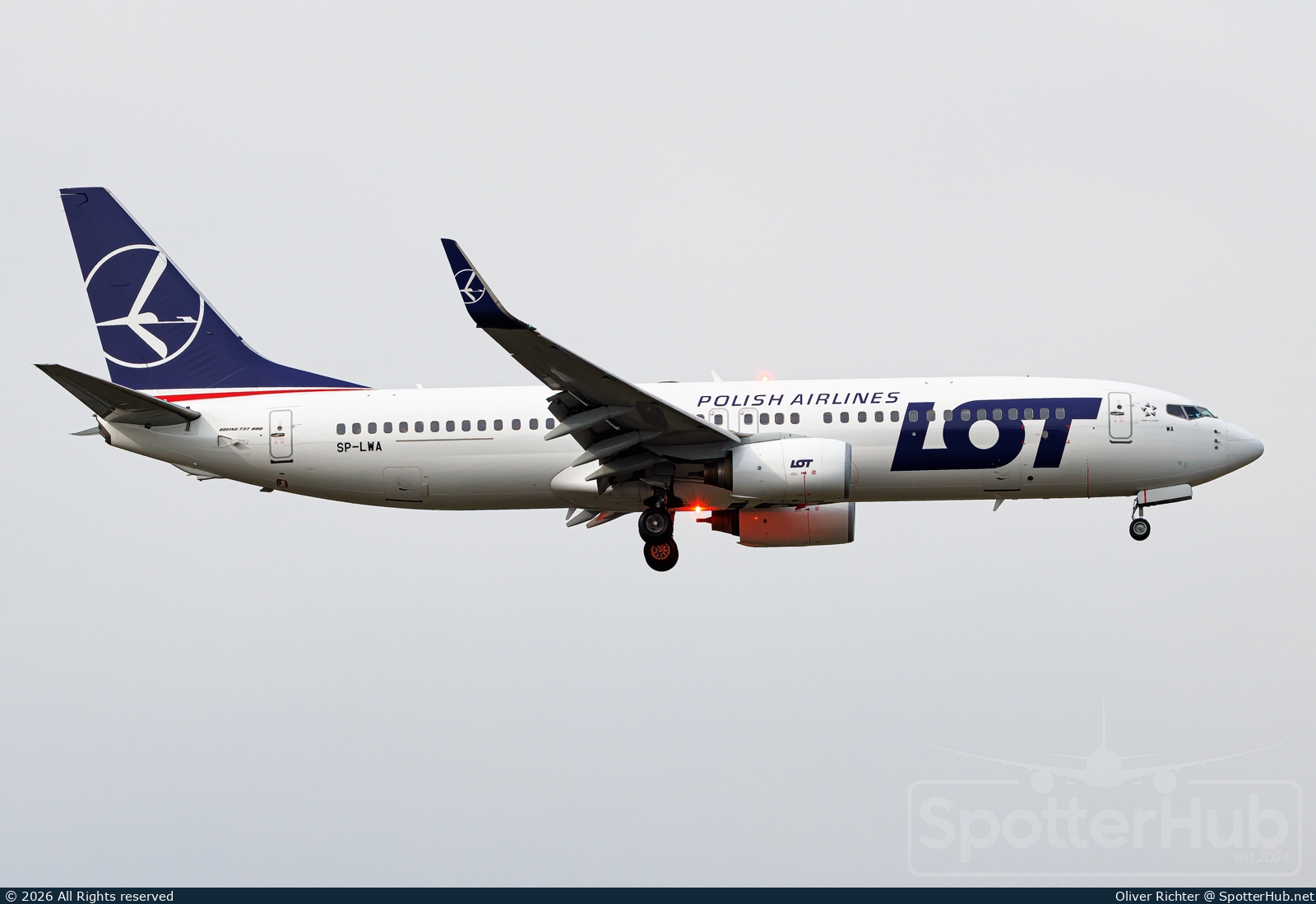 Photo of SP-LWA - Boeing 737-89P operated by LOT Polish Airlines
