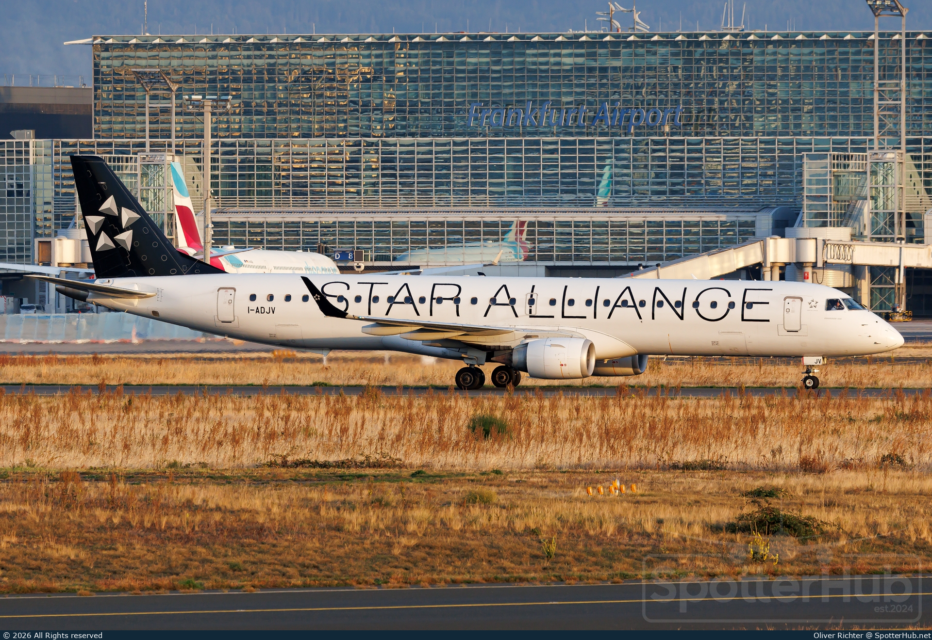 Photo of I-ADJV - Embraer ERJ-195LR operated by Air Dolomiti