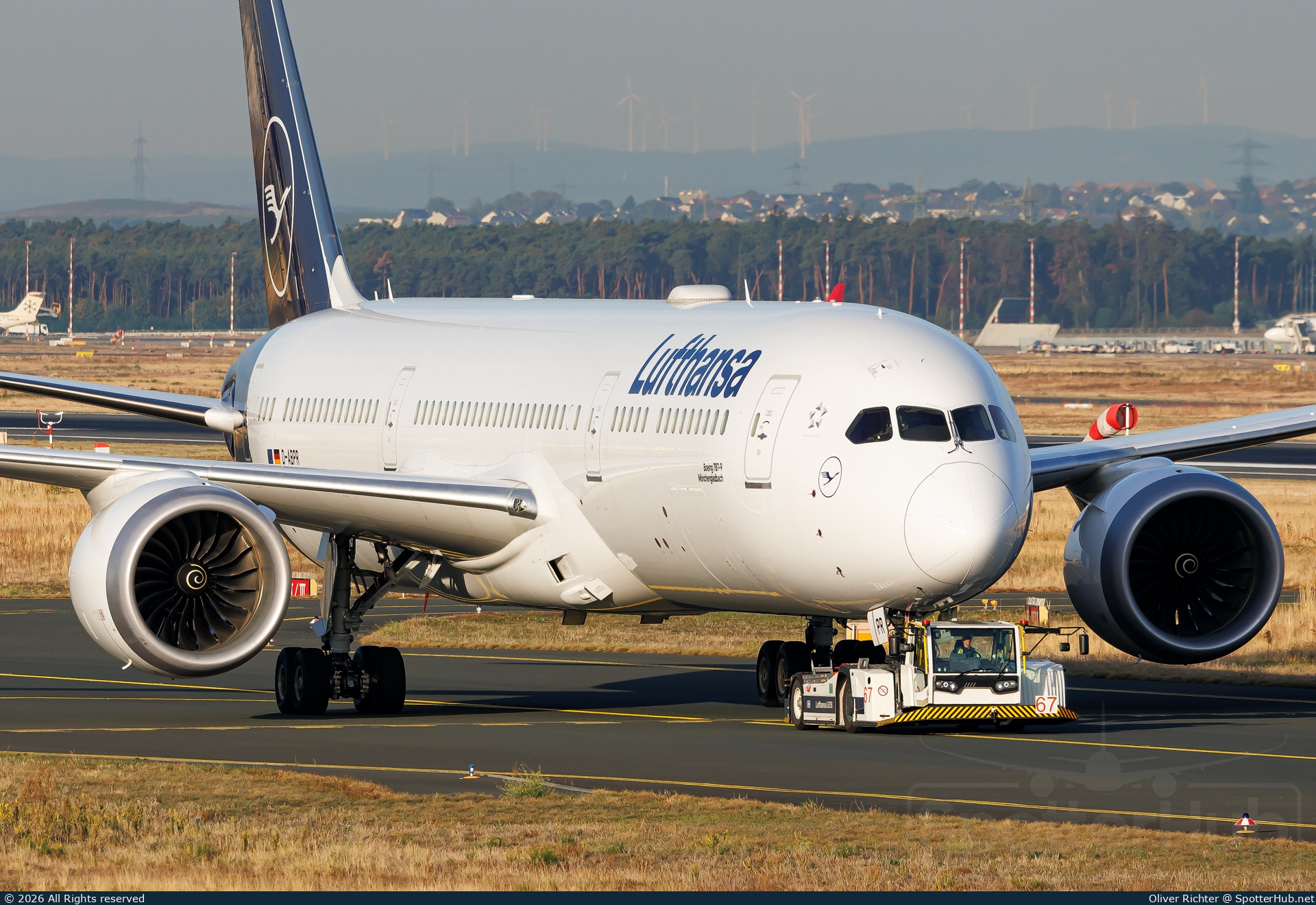 Photo of D-ABPR - Boeing 787-9 Dreamliner operated by Lufthansa