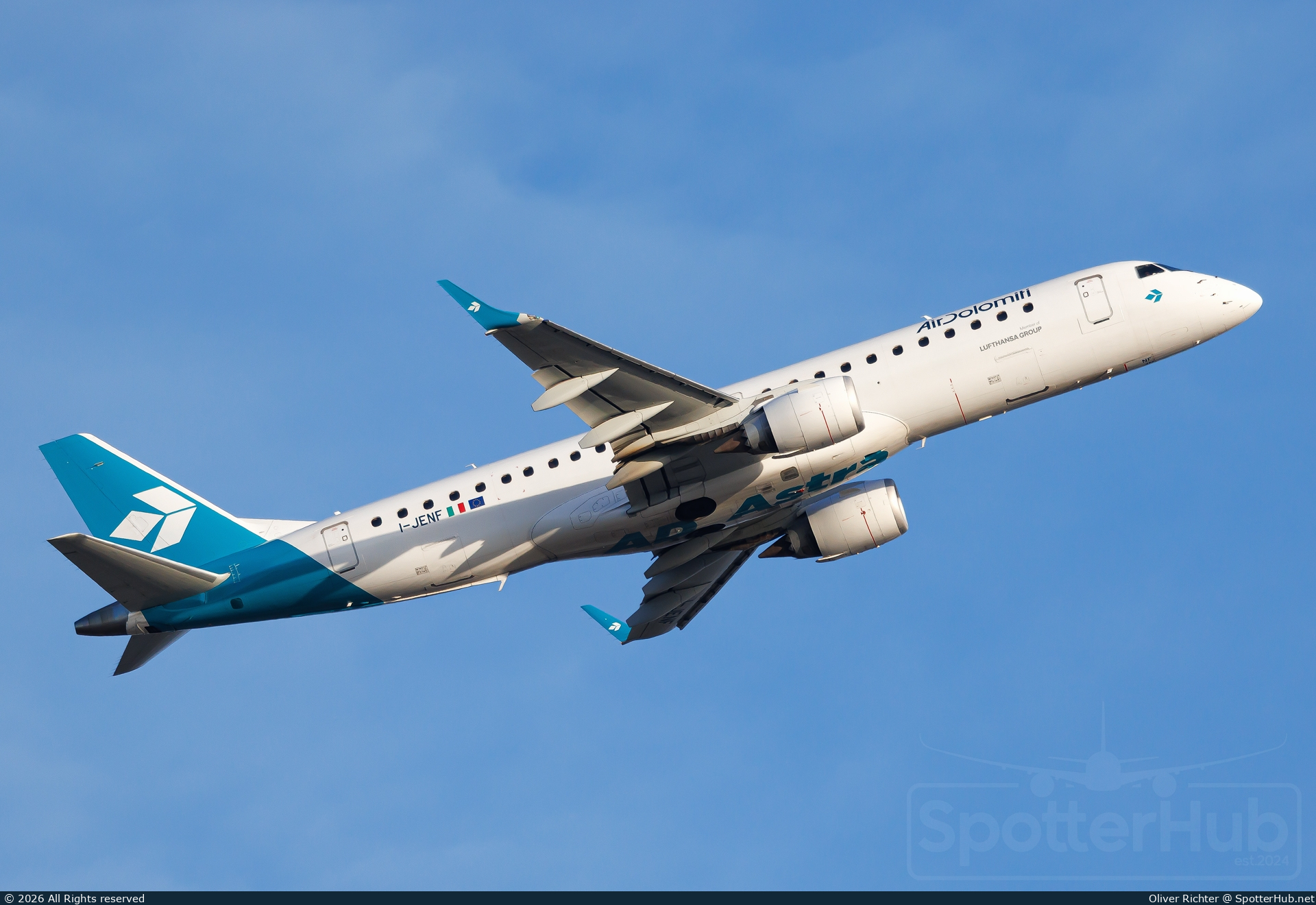 Photo of I-JENF - Embraer ERJ-190LR operated by Air Dolomiti