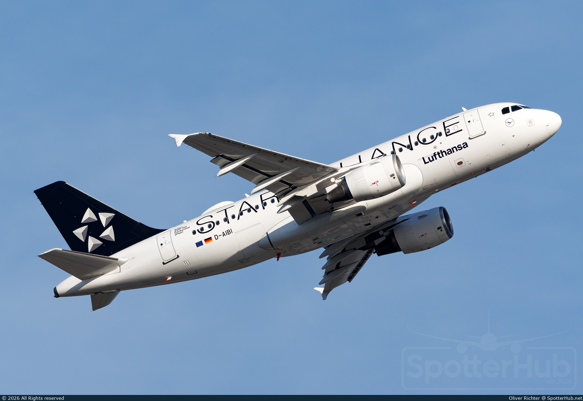 Photo of D-AIBI - Airbus A319-112 operated by Lufthansa