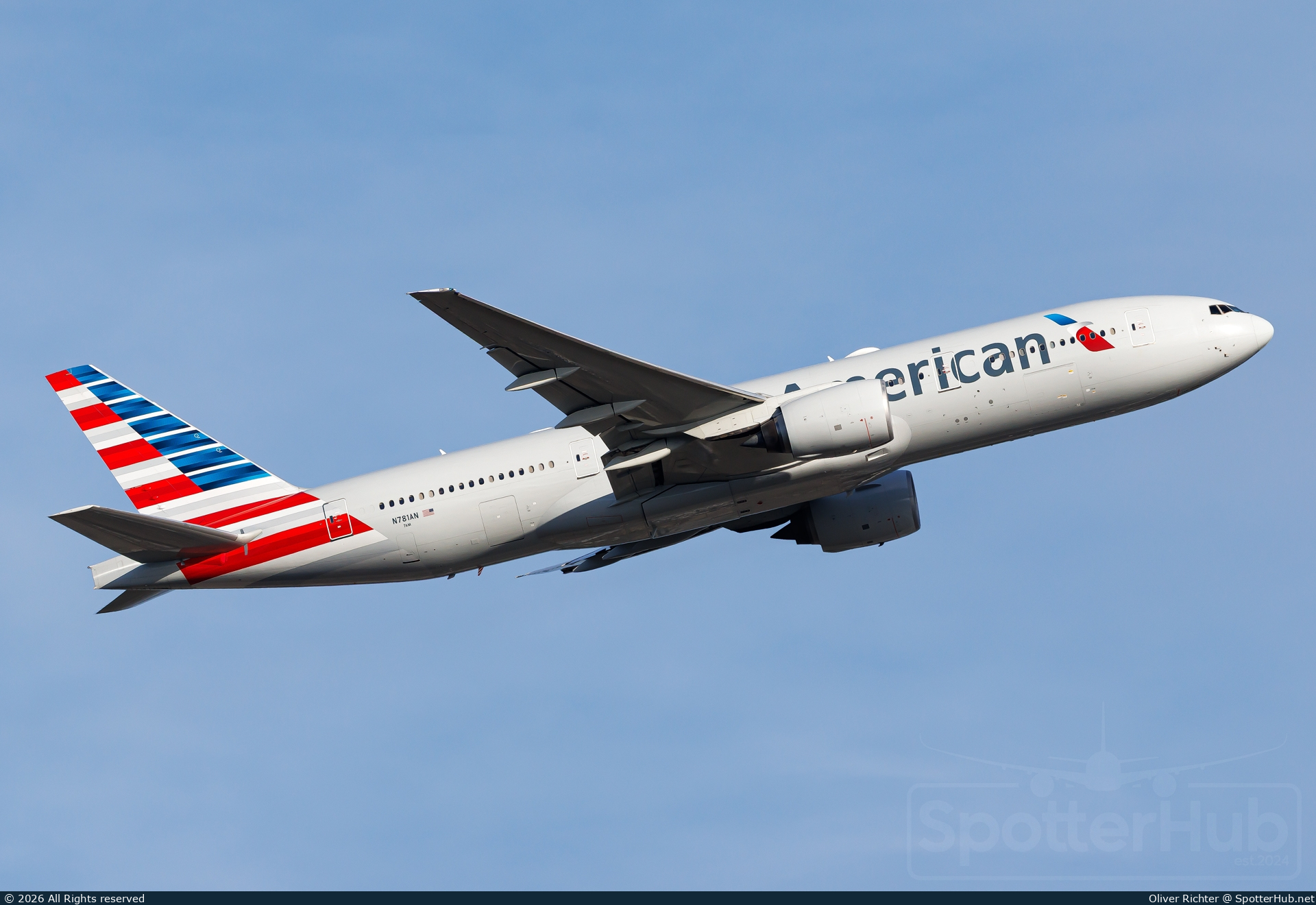 Photo of N781AN - Boeing 777-223(ER) operated by American Airlines