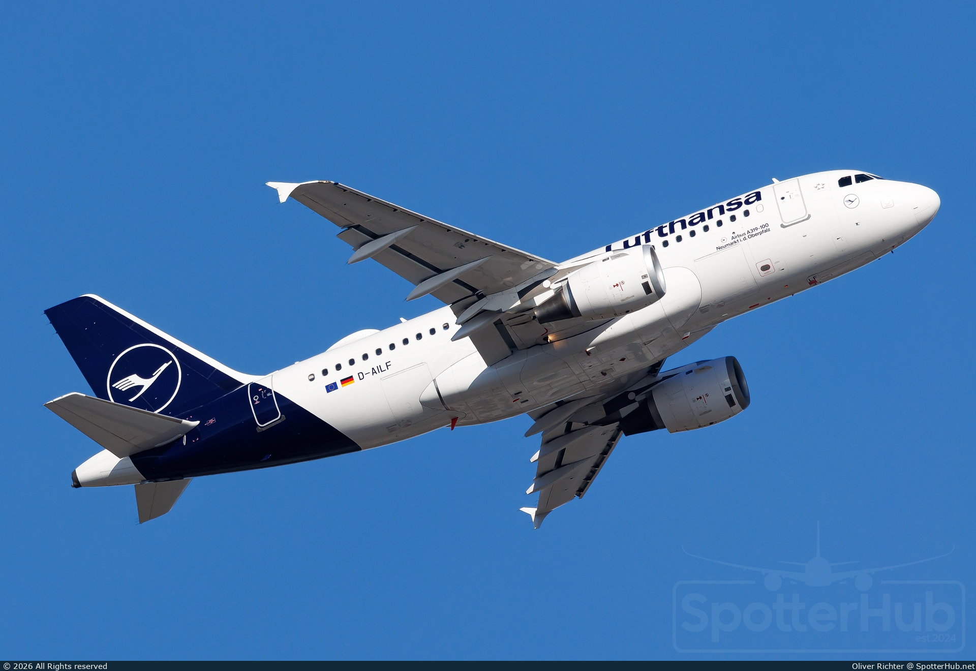 Photo of D-AILF - Airbus A319-114 operated by Lufthansa