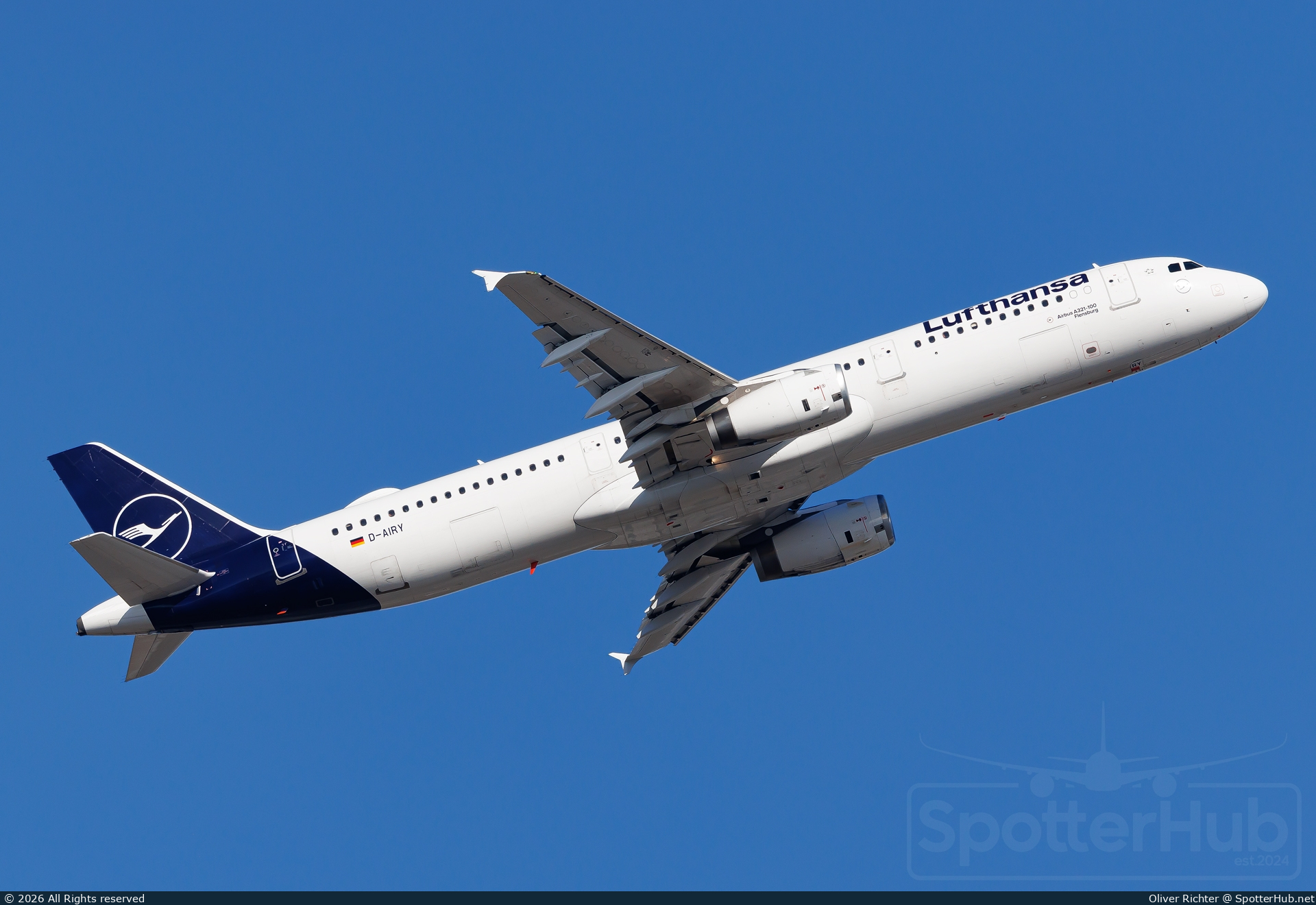 Photo of D-AIRY - Airbus A321-131 operated by Lufthansa