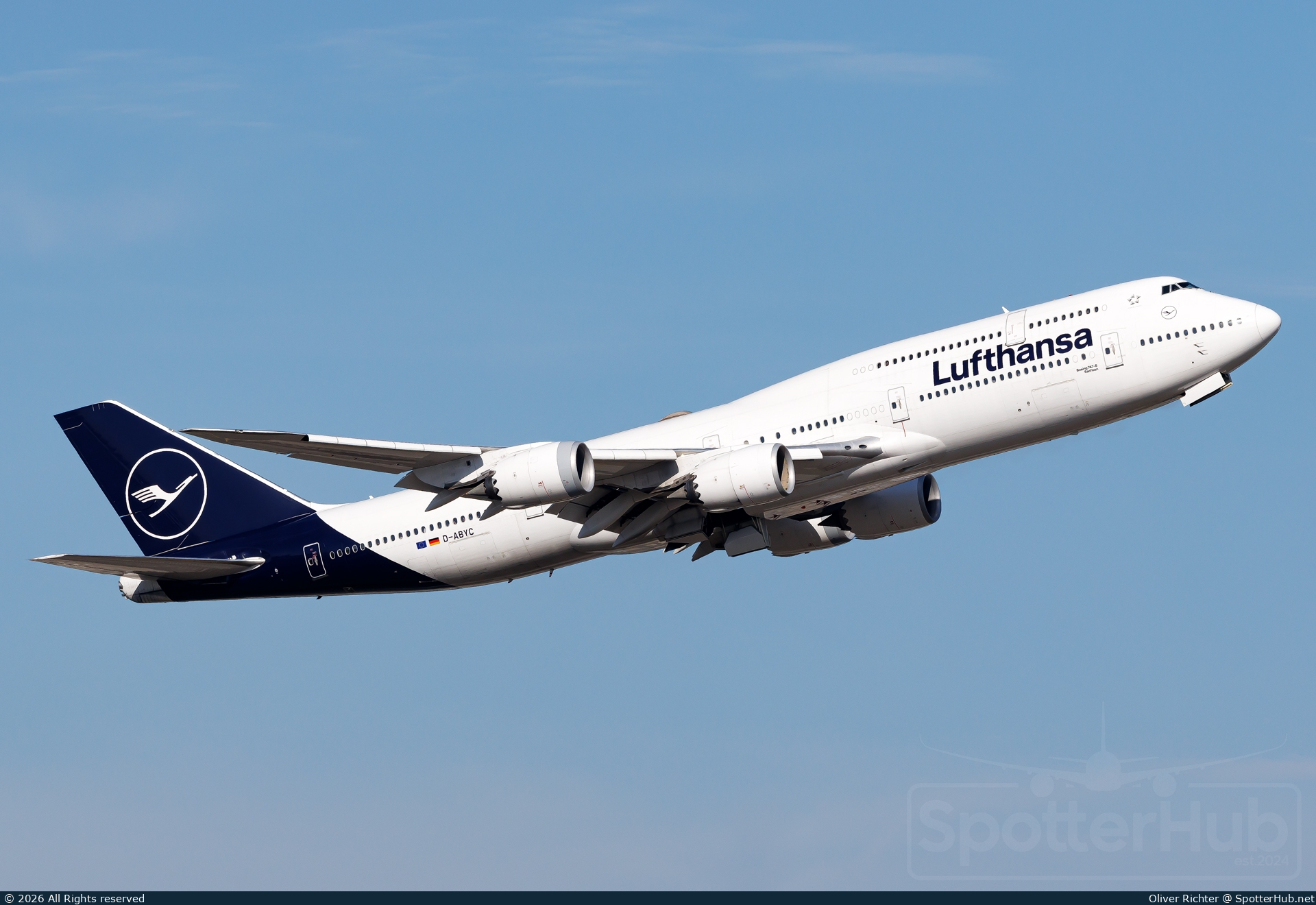 Photo of D-ABYC - Boeing 747-830 operated by Lufthansa