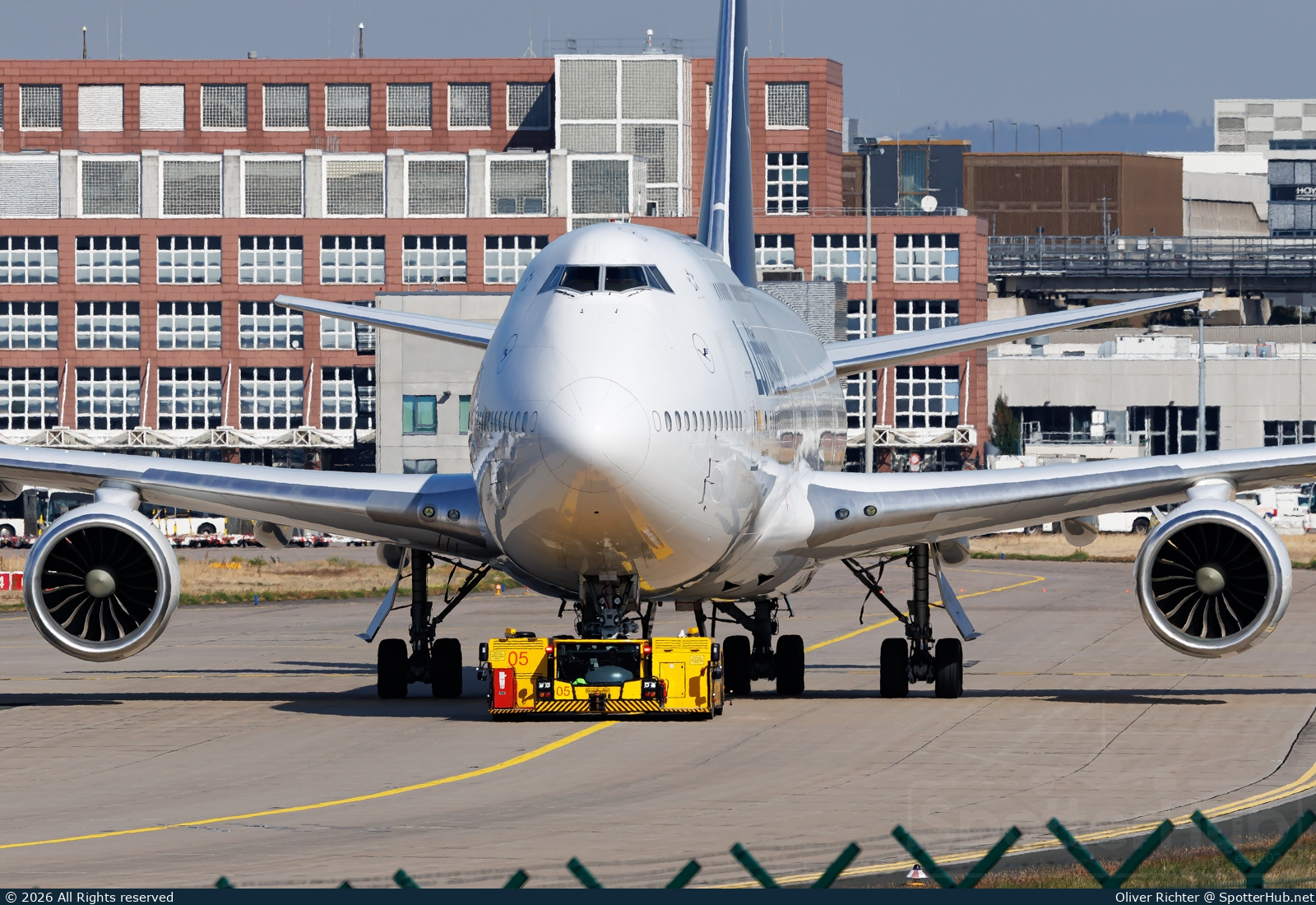 Photo of D-ABYA - Boeing 747-830 operated by Lufthansa