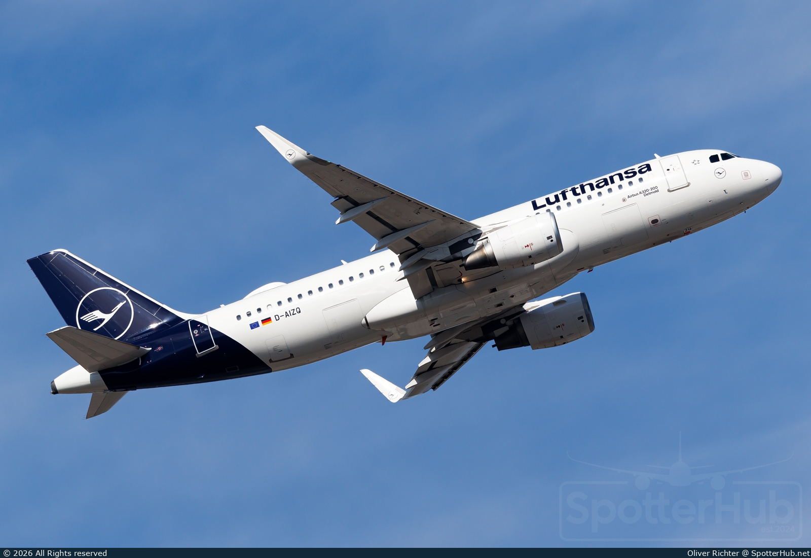 Photo of D-AIZQ - Airbus A320-214 operated by Lufthansa