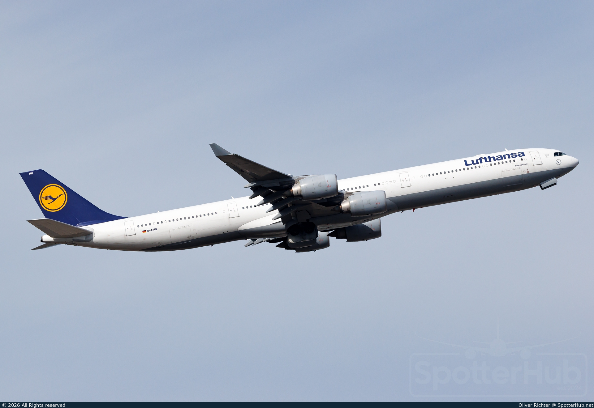Photo of D-AIHW - Airbus A340-642 operated by Lufthansa