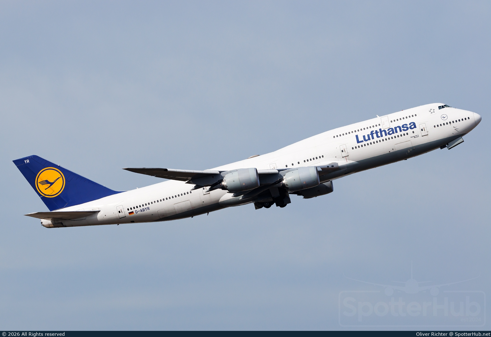 Photo of D-ABYR - Boeing 747-830 operated by Lufthansa