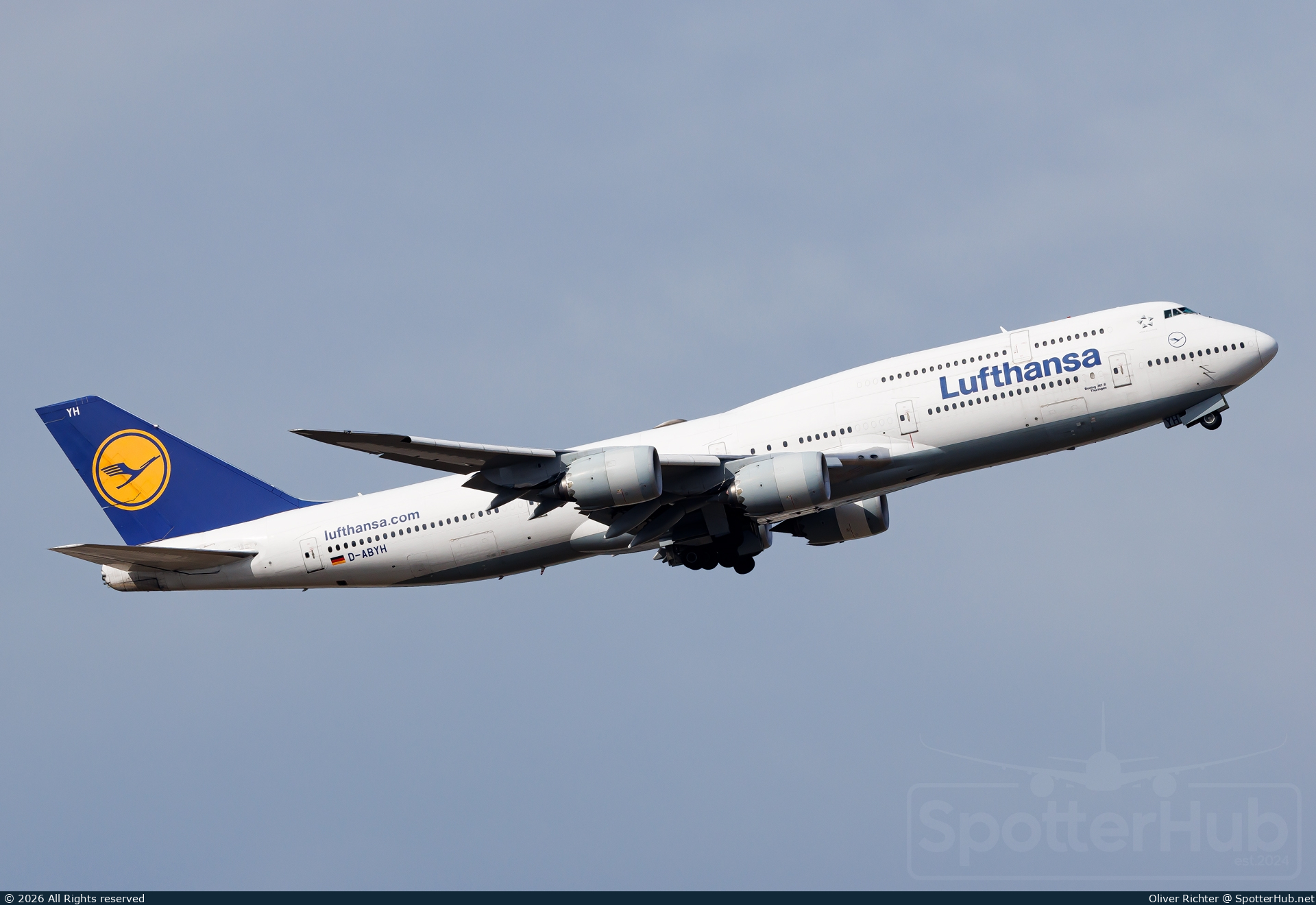 Photo of D-ABYH - Boeing 747-830 operated by Lufthansa