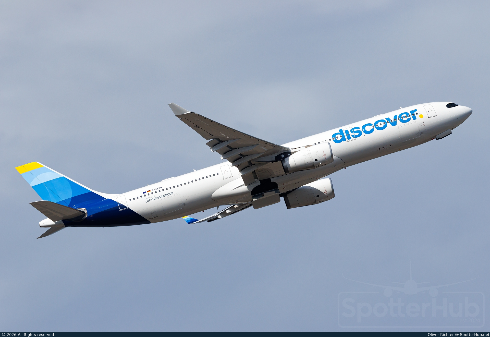 Photo of D-AFYR - Airbus A330-343 operated by Discover Airlines