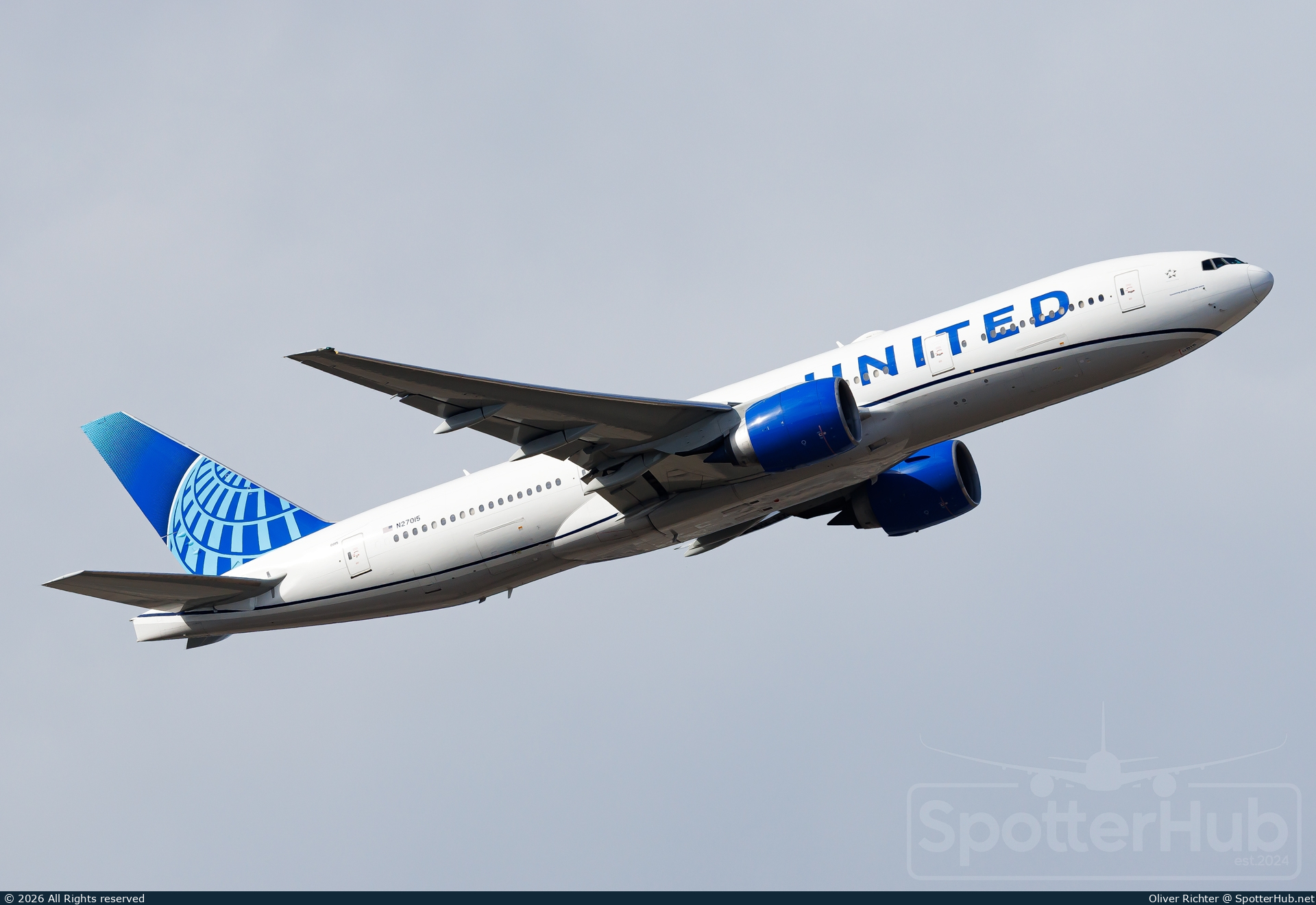 Photo of N27015 - Boeing 777-224(ER) operated by United Airlines