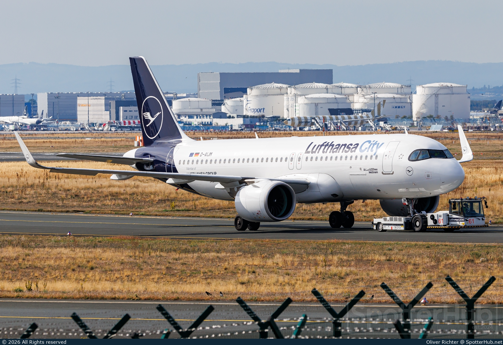 Photo of D-AIJM - Airbus A320-271N operated by Lufthansa City Airlines