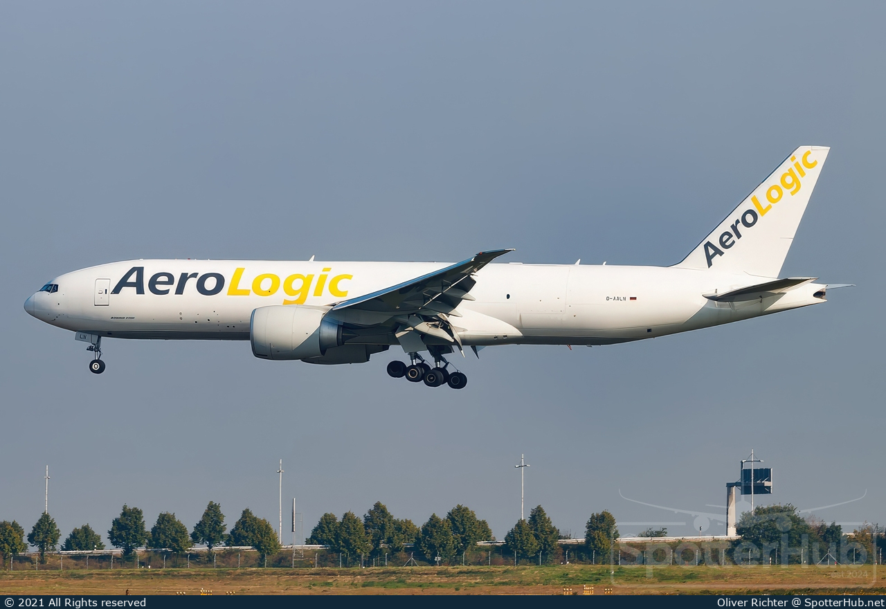 Photo of D-AALN - Boeing 777-F operated by AeroLogic